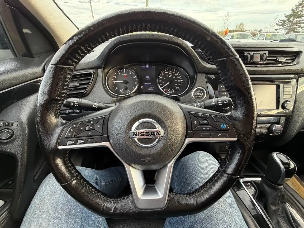 Nissan Qashqai снимка Nissan Qashqai