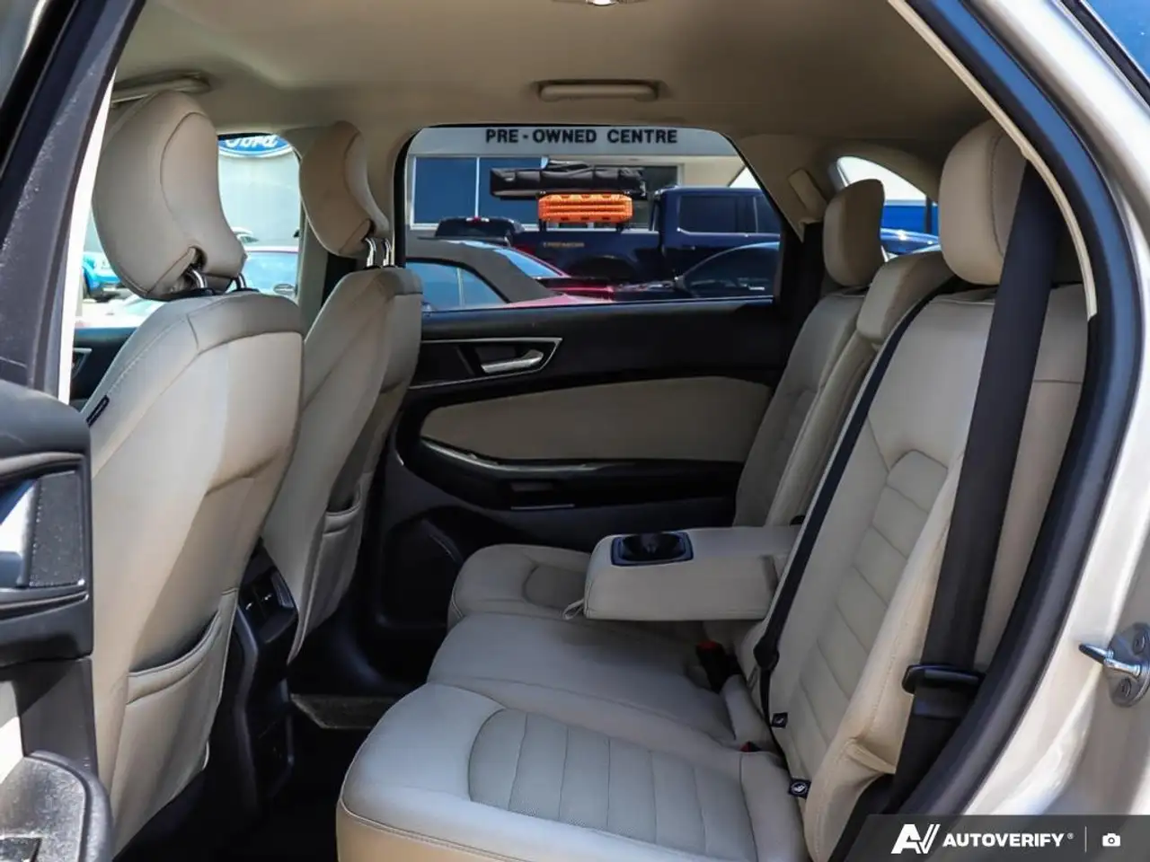 Ford Edge снимка Ford Edge