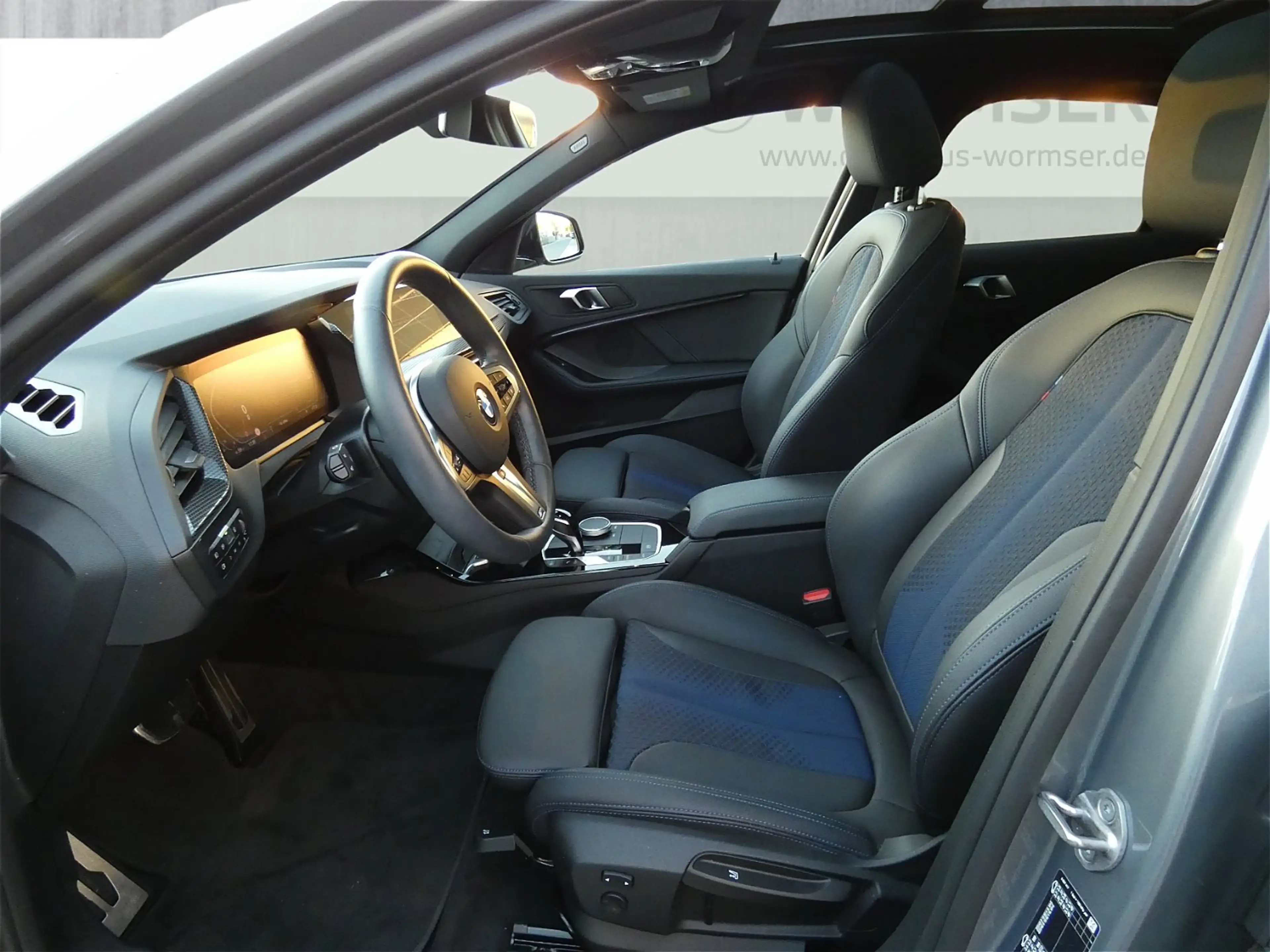 BMW 118 i M Sport Navi+Pano+Kamera+ACC+SHZ+Apple+LED — photo 11