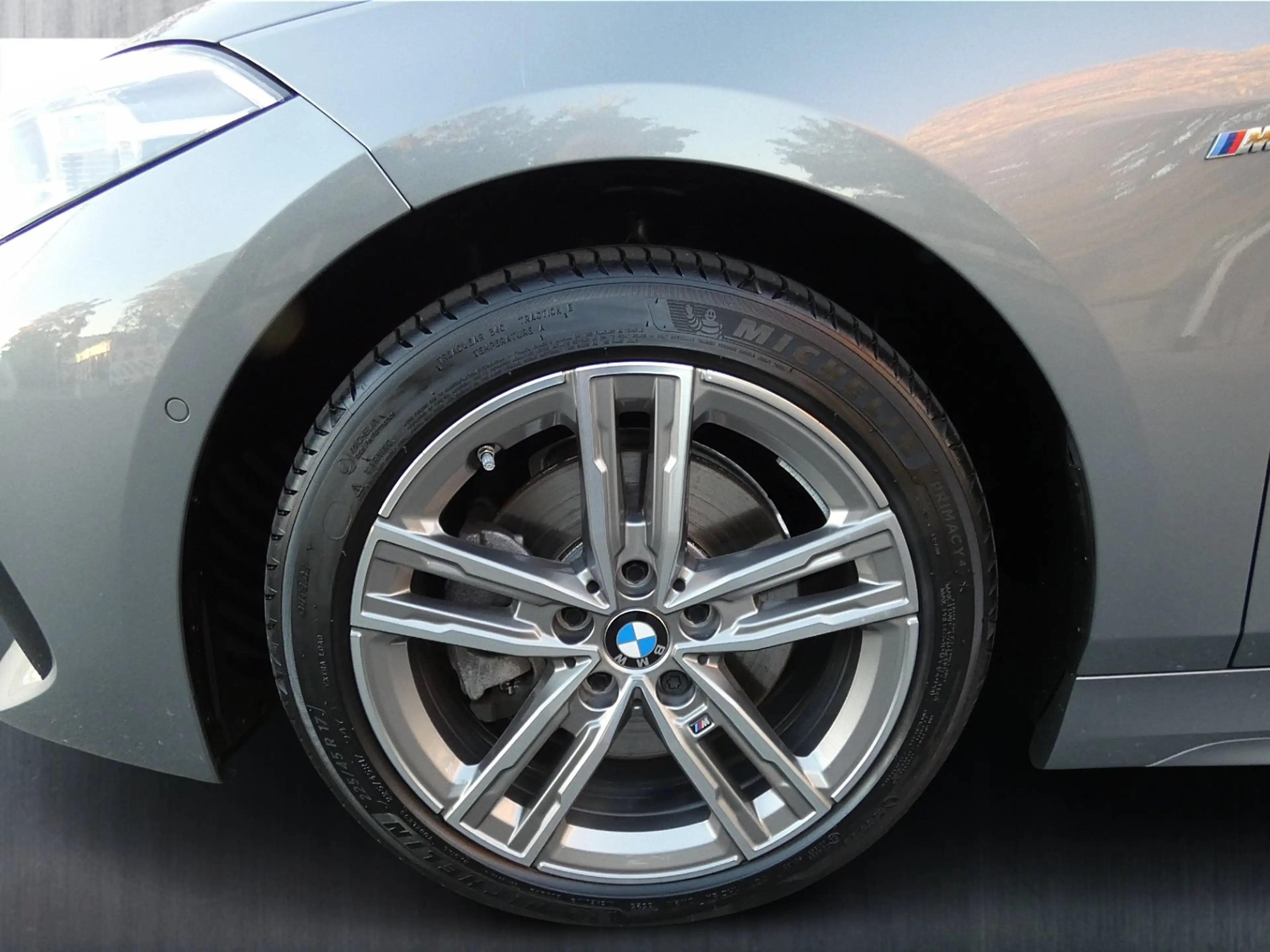 BMW 118 i M Sport Navi+Pano+Kamera+ACC+SHZ+Apple+LED — photo 9