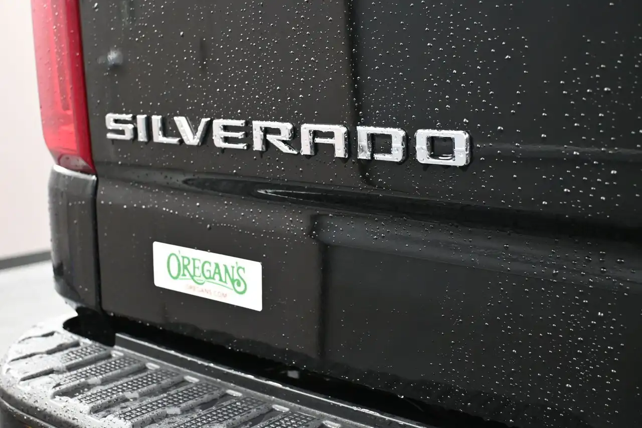 Chevrolet Silverado 1500 снимка Chevrolet Silverado 1500