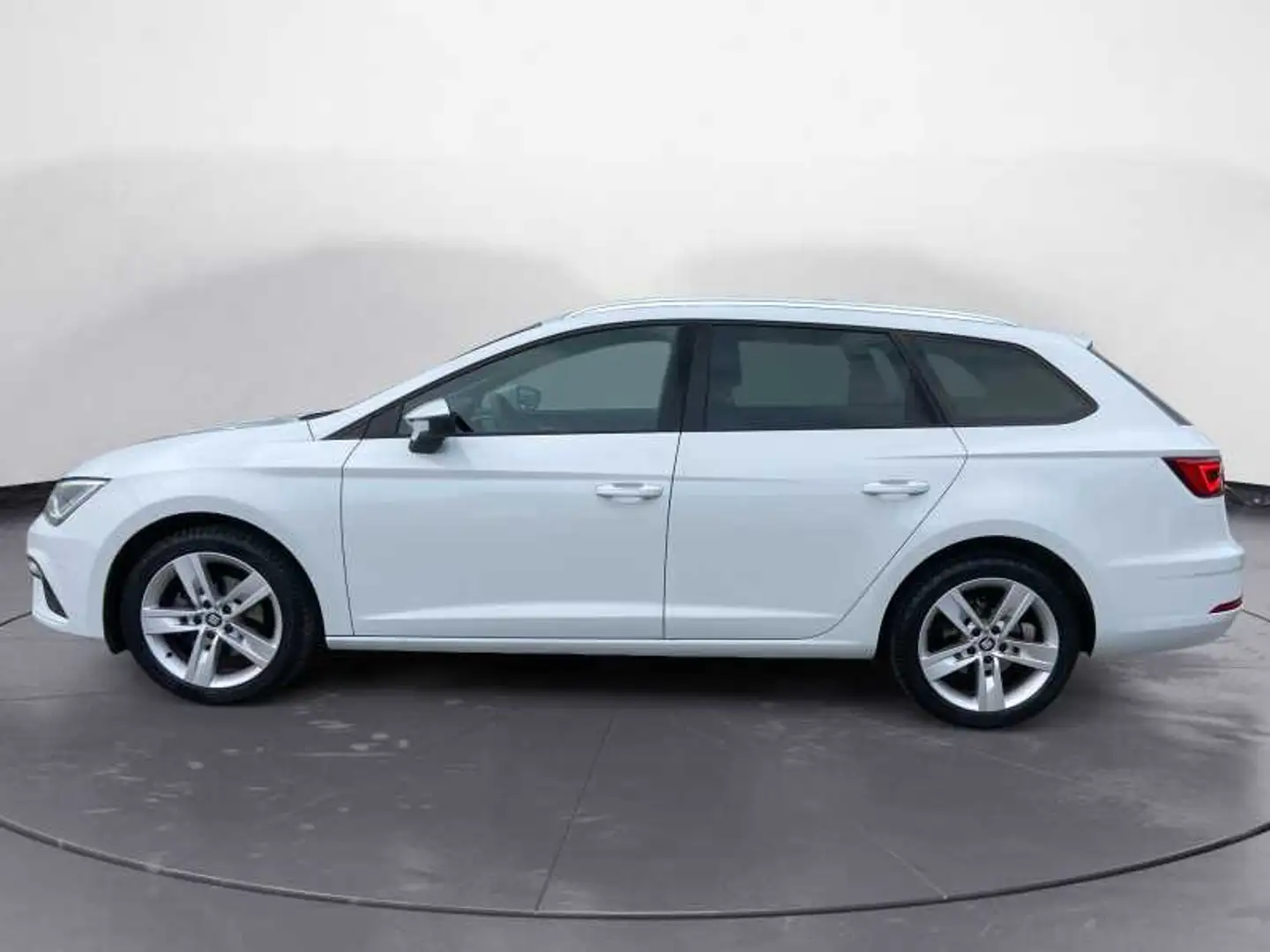 SEAT Leon ST 1.6 TDI FR Blanc - 2