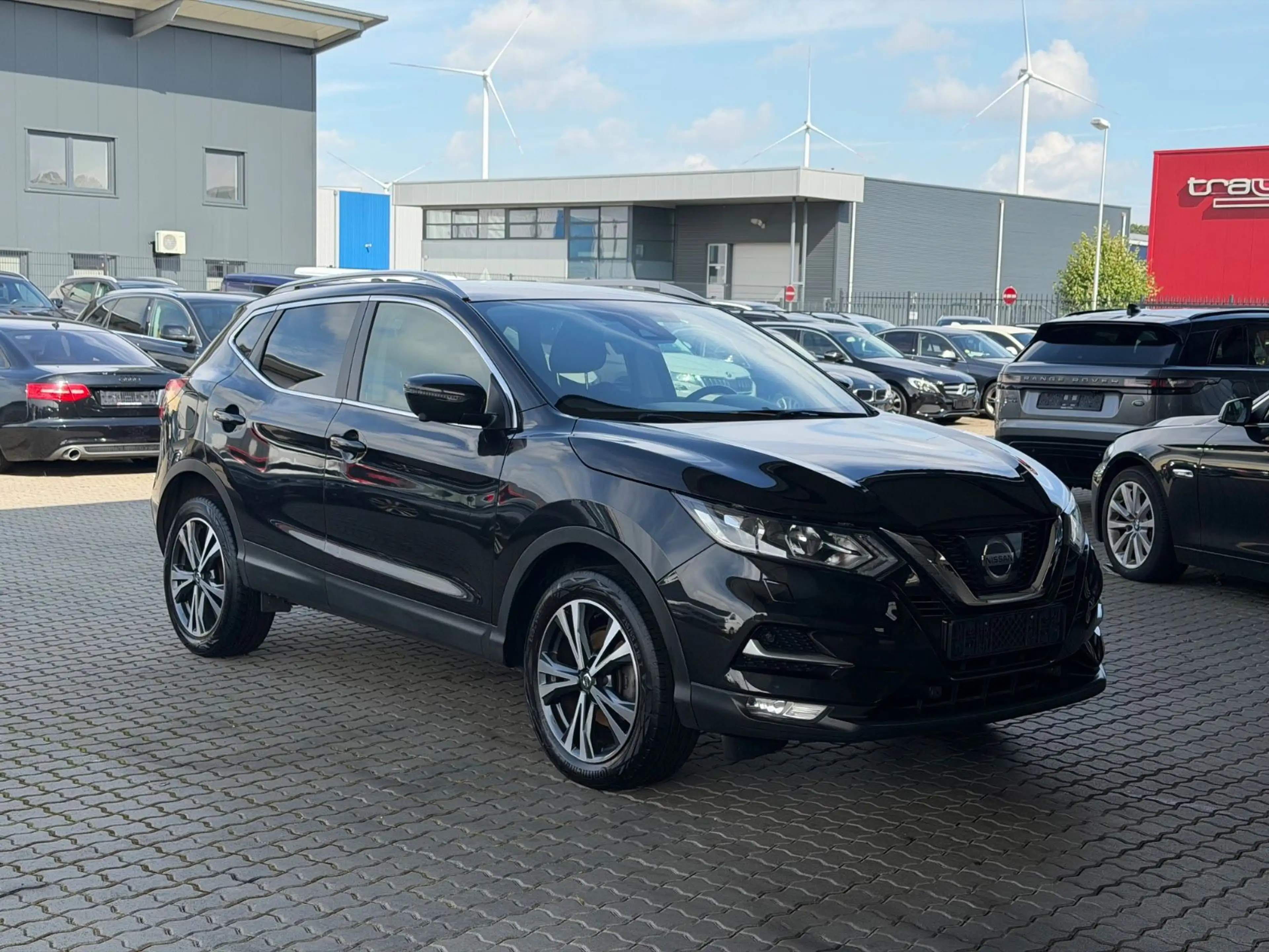 Nissan Qashqai 1.2 Tekna Pano Xenon SHZ EU6 — photo 3