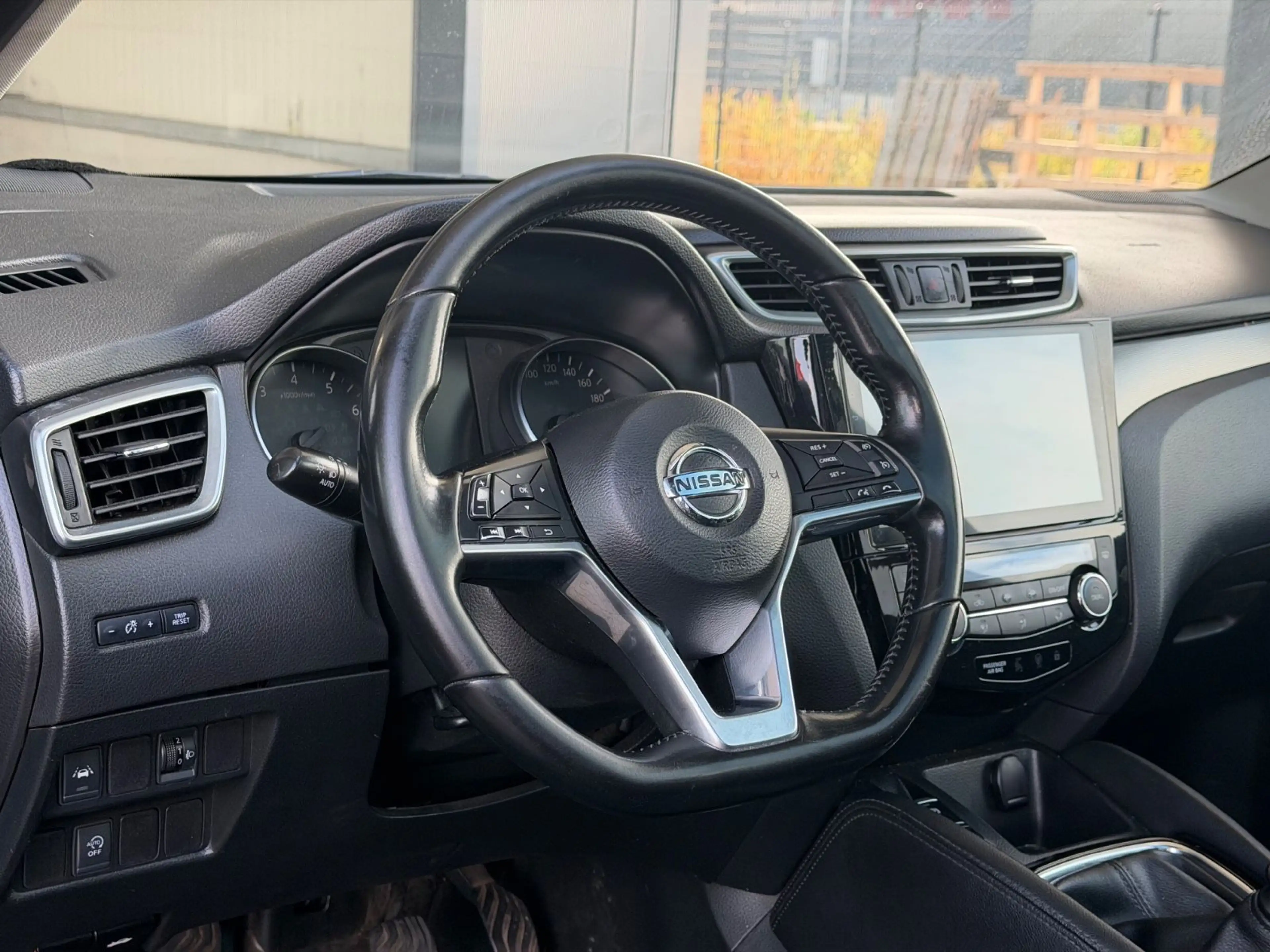 Nissan Qashqai 1.2 Tekna Pano Xenon SHZ EU6 — photo 9