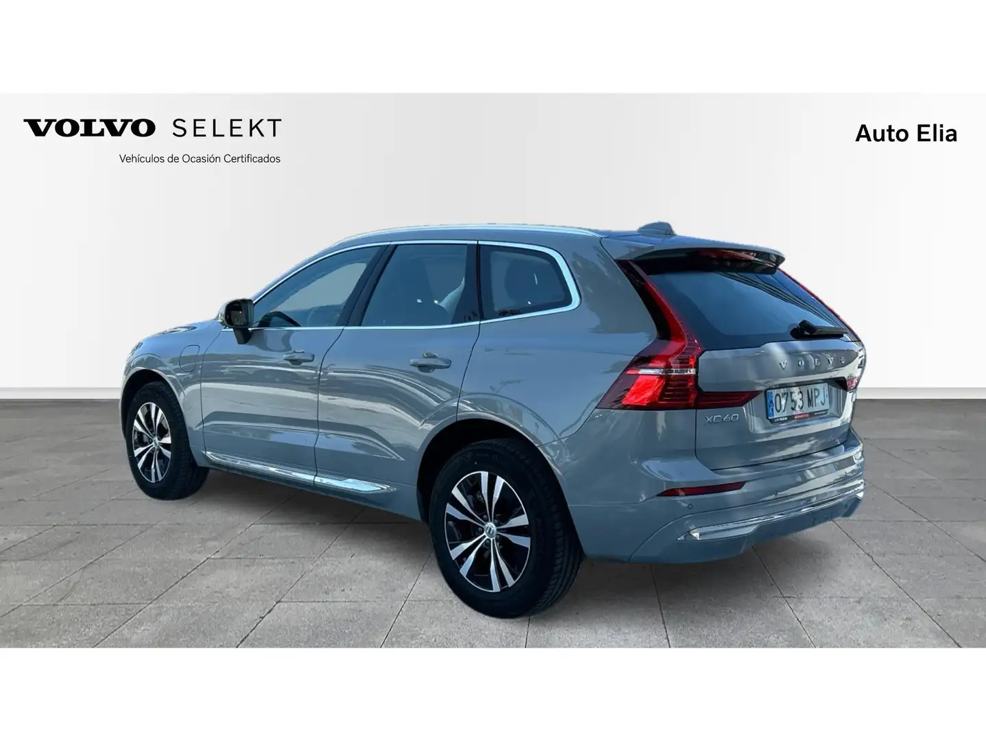 Volvo XC60 T6 Recharge Core Gris - 2