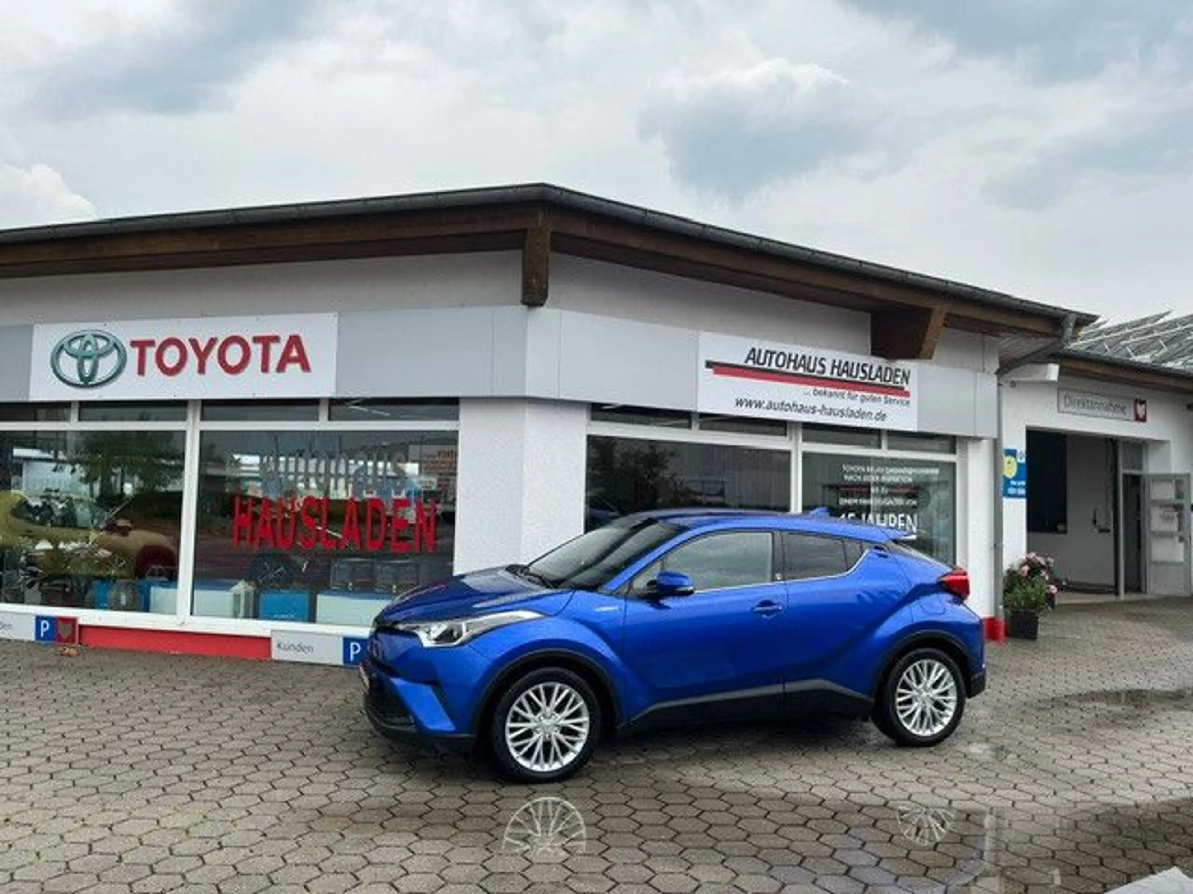 Toyota C-HR 1,8 Hybrid Team D — photo 2