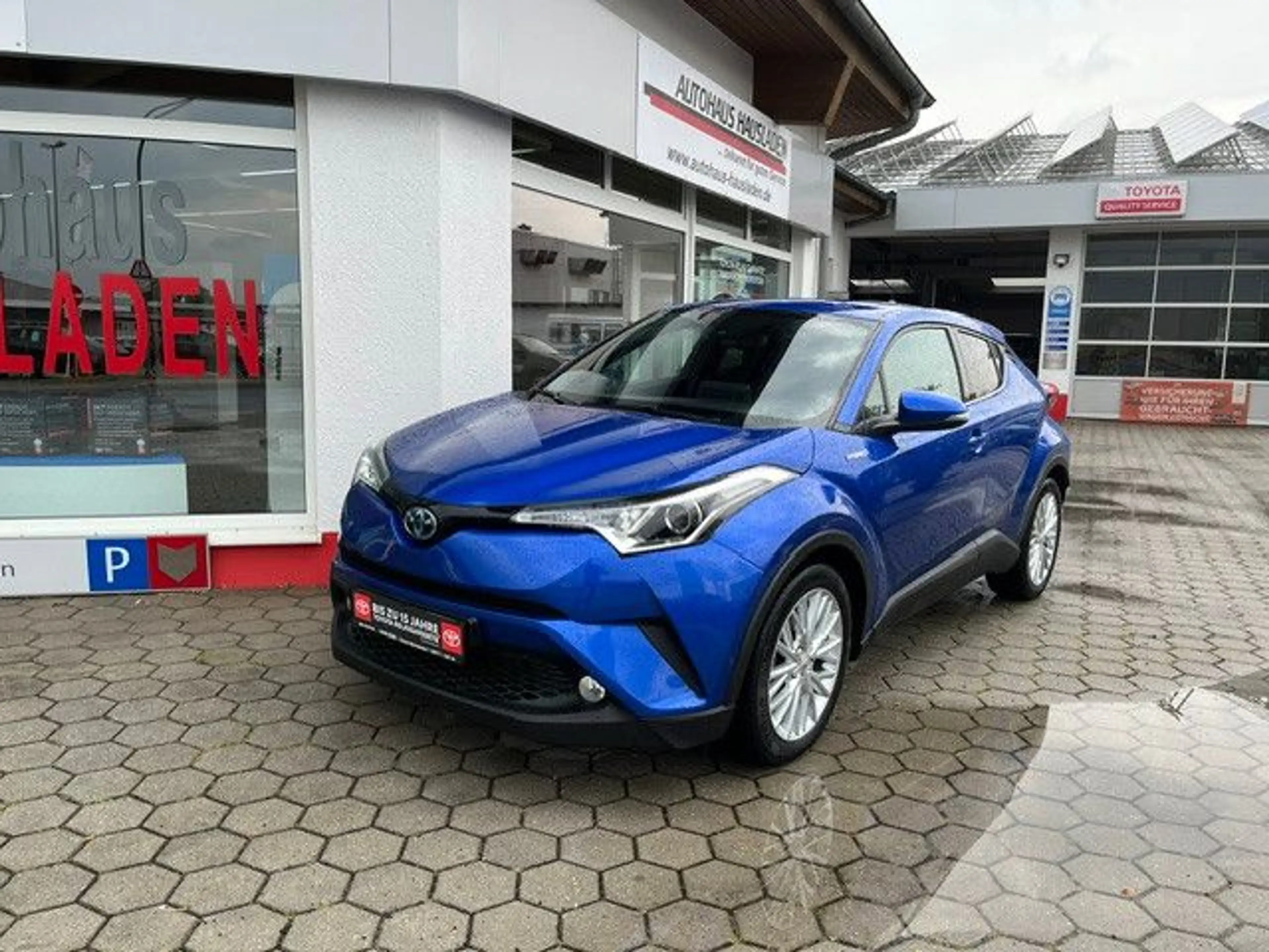 Toyota C-HR 1,8 Hybrid Team D — photo 3