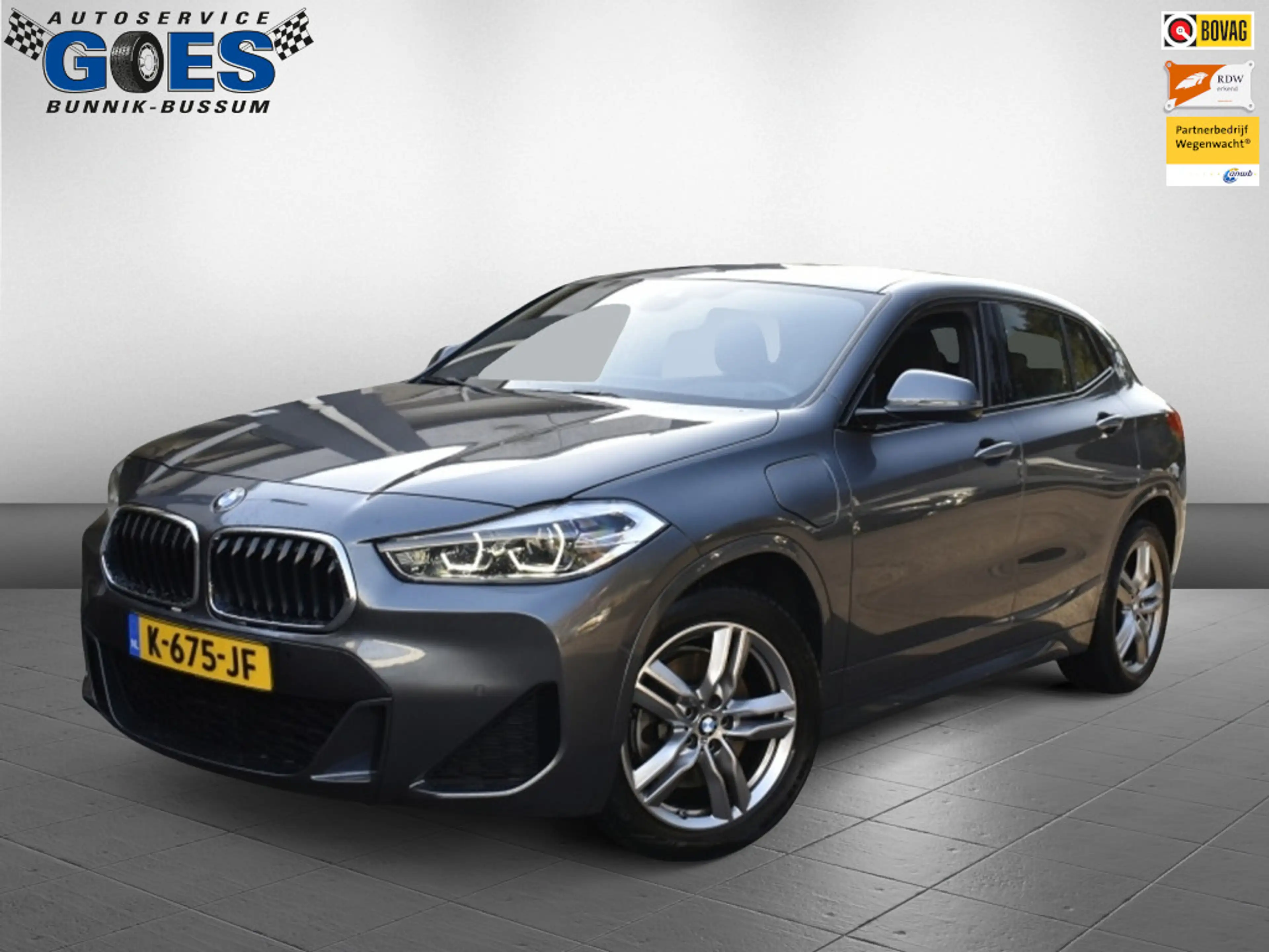 BMW X2 xDrive25e High Executive | M-pakket | Leder | Stoe