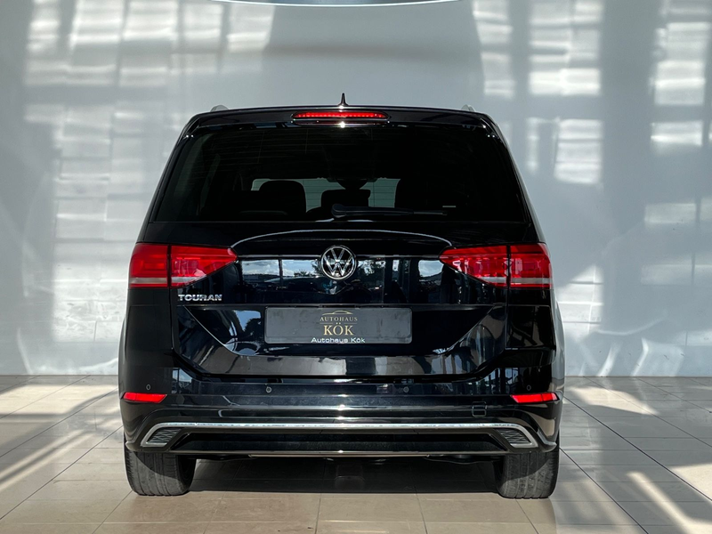 Volkswagen Touran Highline DSG 7-Sitzer ACC AHK VirtualCock — photo 7
