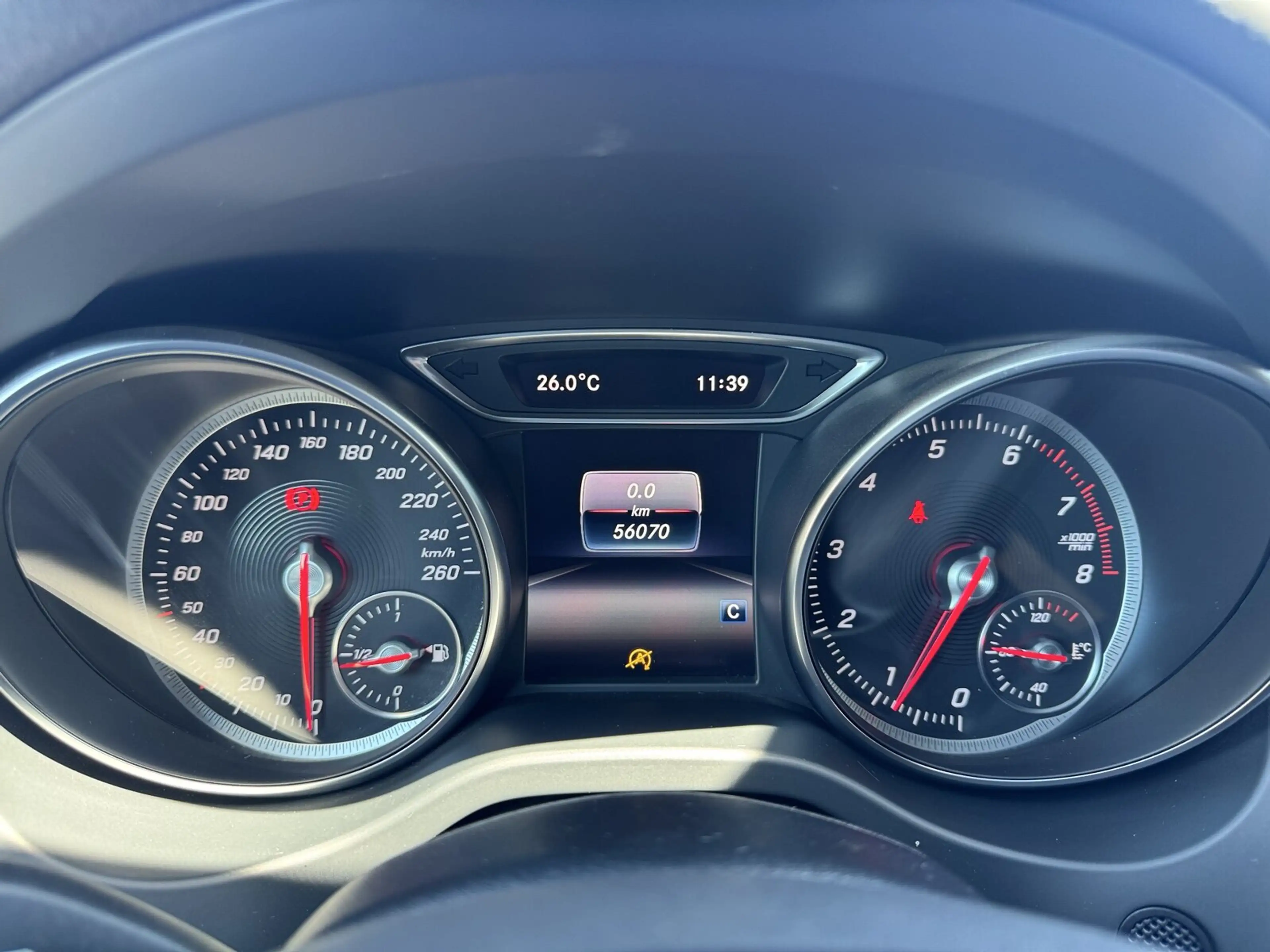 Mercedes-Benz GLA 200 GLA 200 URBAN +NAVI+AHK+LED+NIGHT+PARKPILOT+SHZ+ — photo 14
