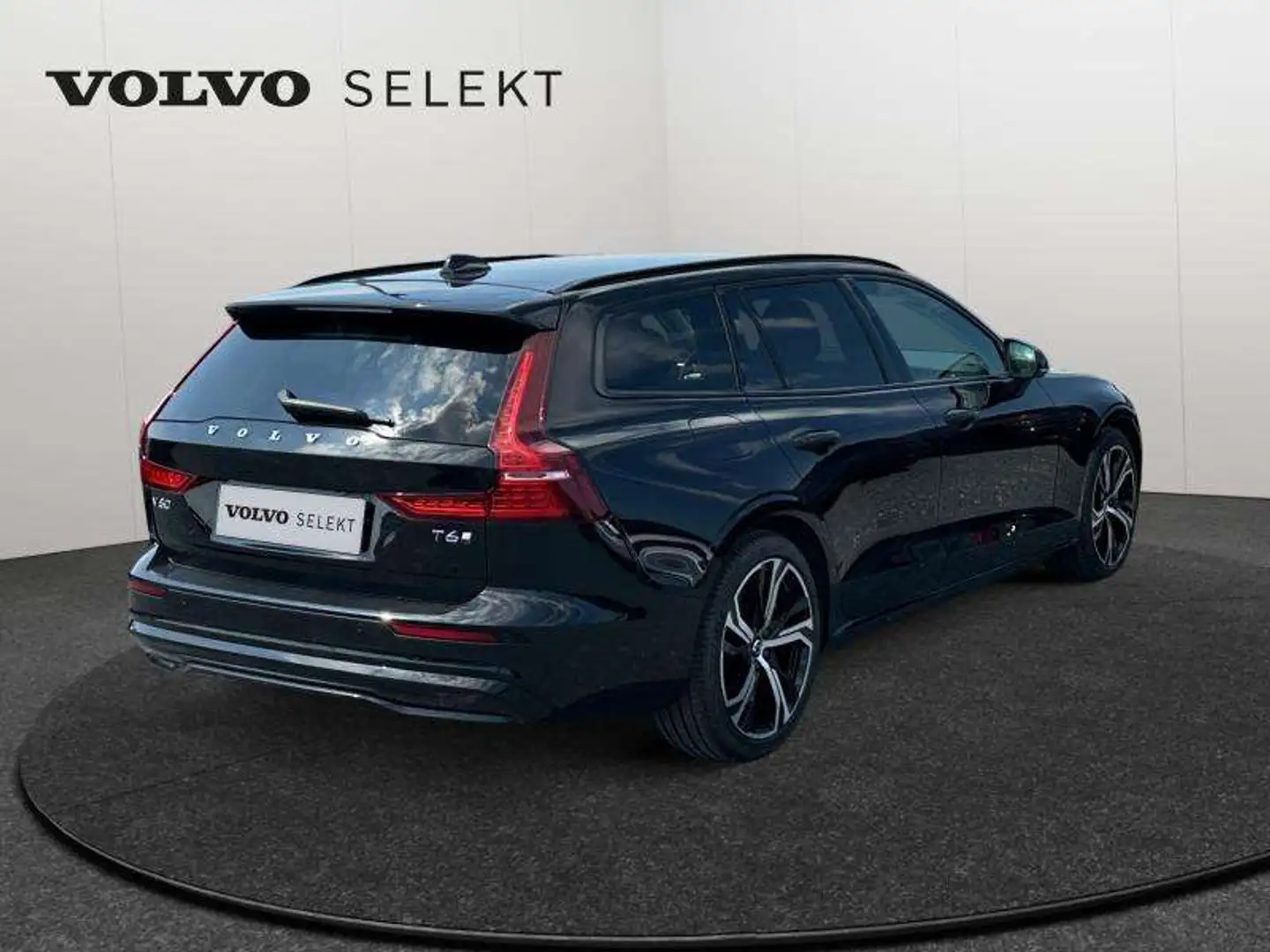 Volvo V60 T6 AWD Plus Dark / Hybride Zwart - 2