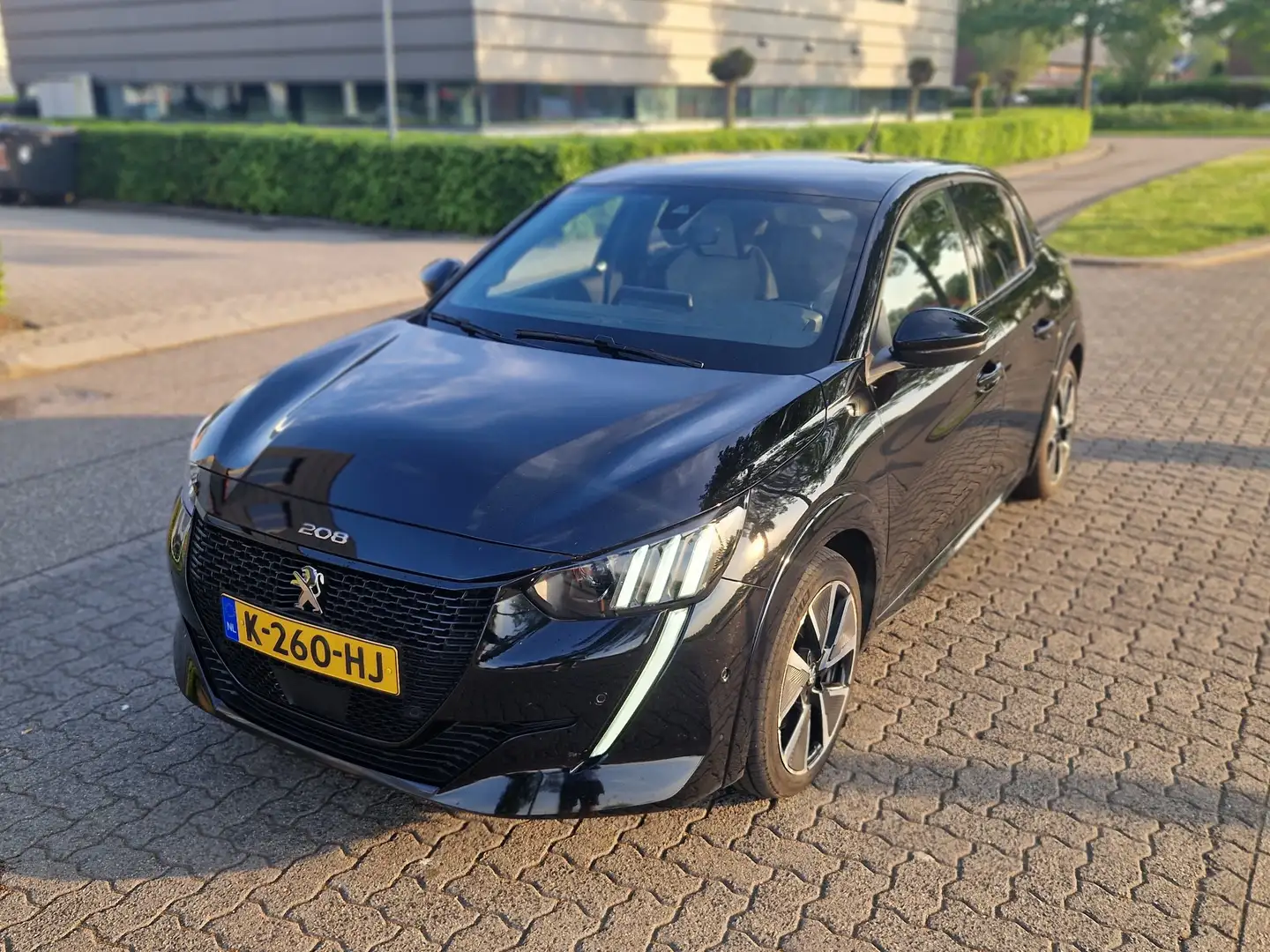Peugeot 208 208 EV GT 350 50 kWh Zwart - 1
