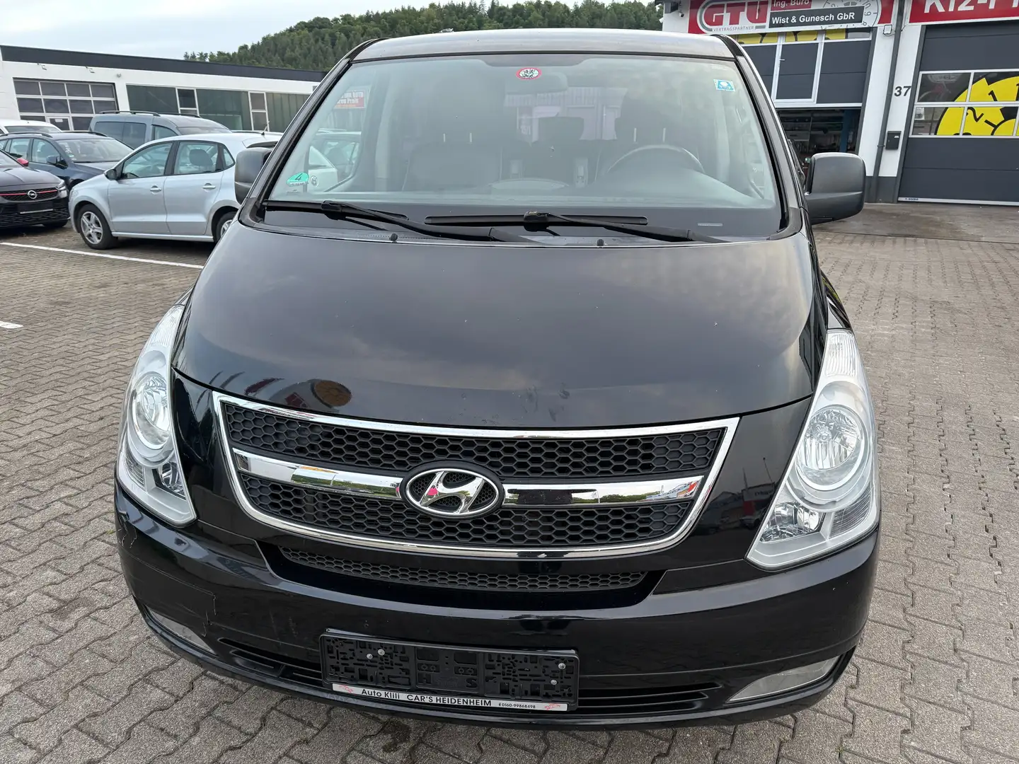 Hyundai H-1 Travel Premium Negro - 2