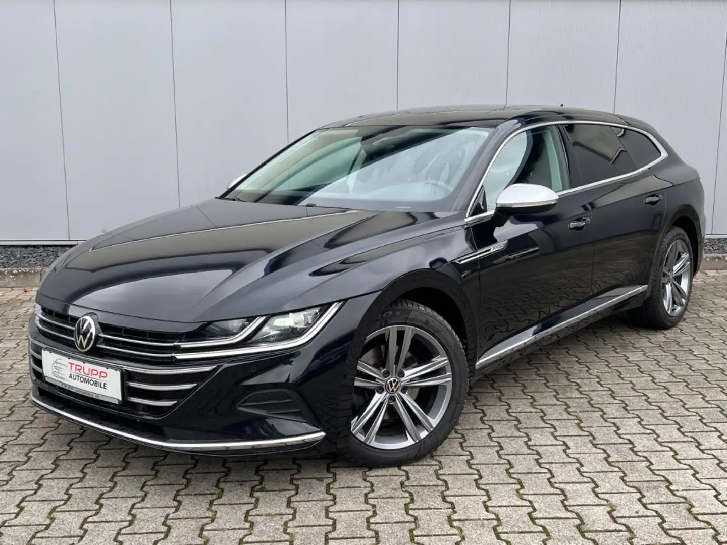 Volkswagen Arteon SB 2.0 TDI/LED/AHK/PANO/R-KAM/ACC/VIRTUAL Schwarz - 1