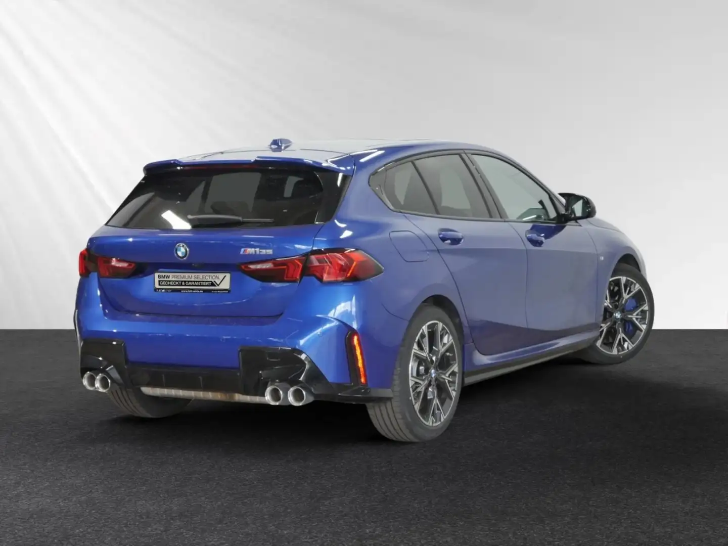 BMW 135 M135 xDrive Pano|Driving&ParkingAssistant|H/K Niebieski - 2