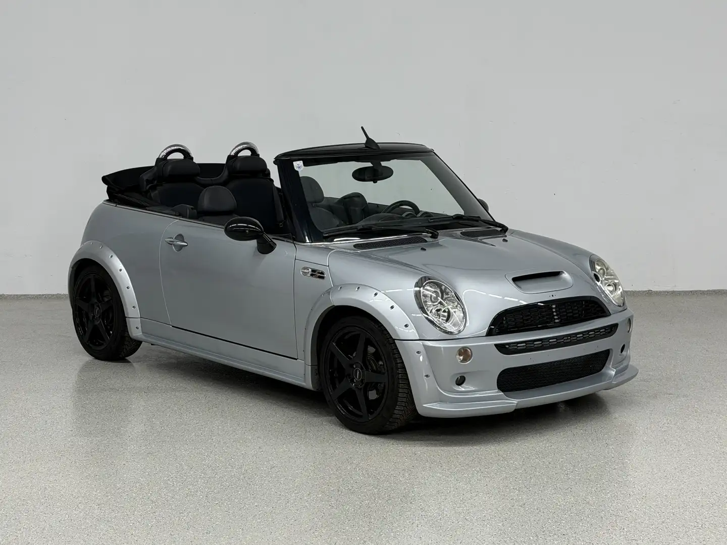 MINI Cooper S Cabrio Bodykit Eingetragen Silber - 1