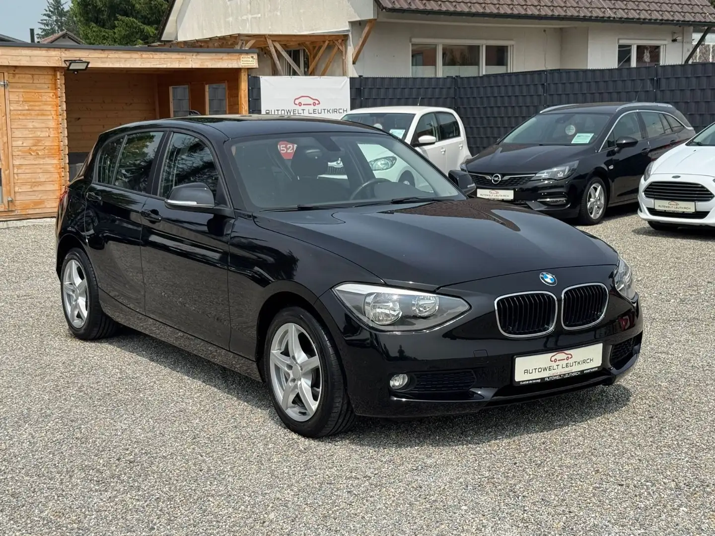BMW 114 1 Lim. 5-trg. KLIMA,SERVO,ELTR.FENST,PDC,STH Schwarz - 2