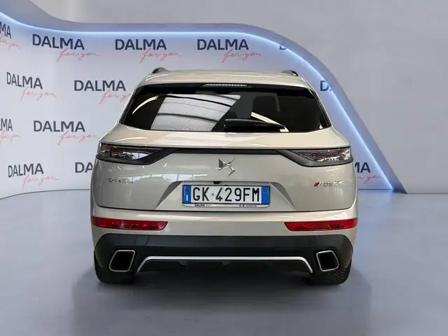 DS Automobiles DS 7 Crossback view 4