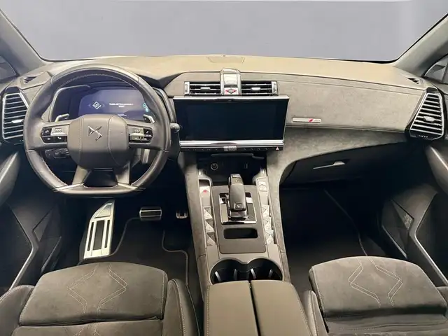 DS Automobiles DS 7 Crossback view 11