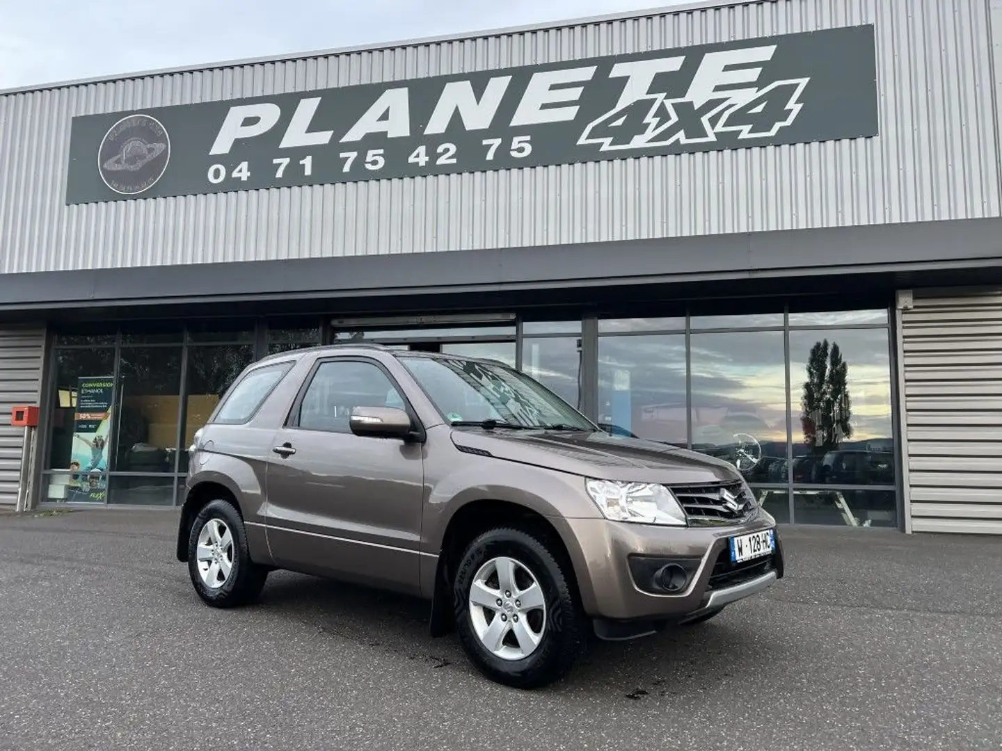 Suzuki Grand Vitara 2.4 L VVT 166 CV - 2