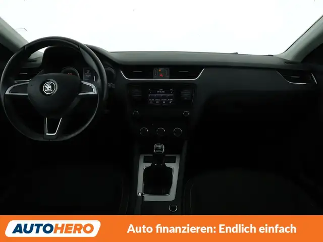 Skoda Octavia view 12