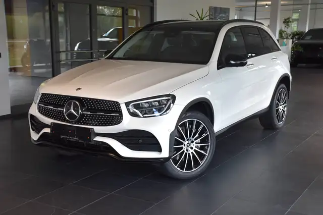 Mercedes-Benz GLC 300 GLC 300 de 4Matic 9G TRONIC AMG LINE"PANORAMA"AHK"