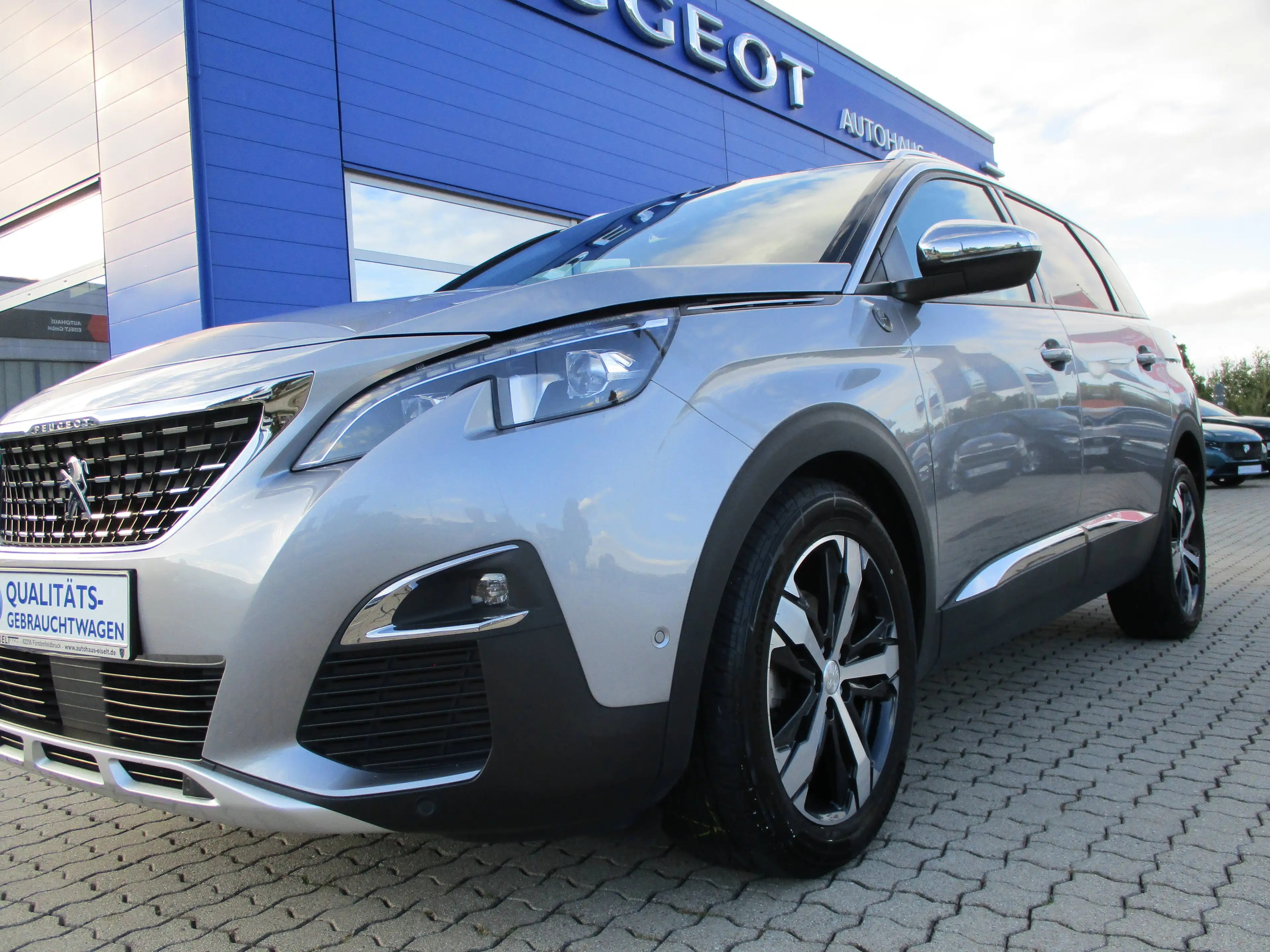 Peugeot 5008 Crossway PureTech 180 EAT8 — photo 15