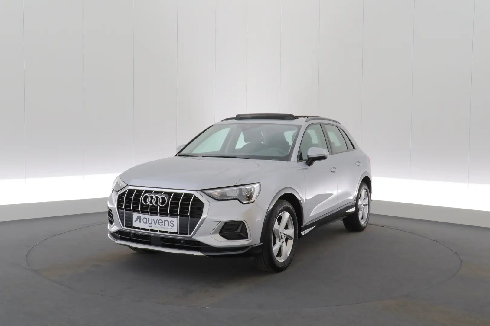Audi Q3 35 TFSI S-Tronic Advanced Business+ Ed. LEDER PANO Silber - 1