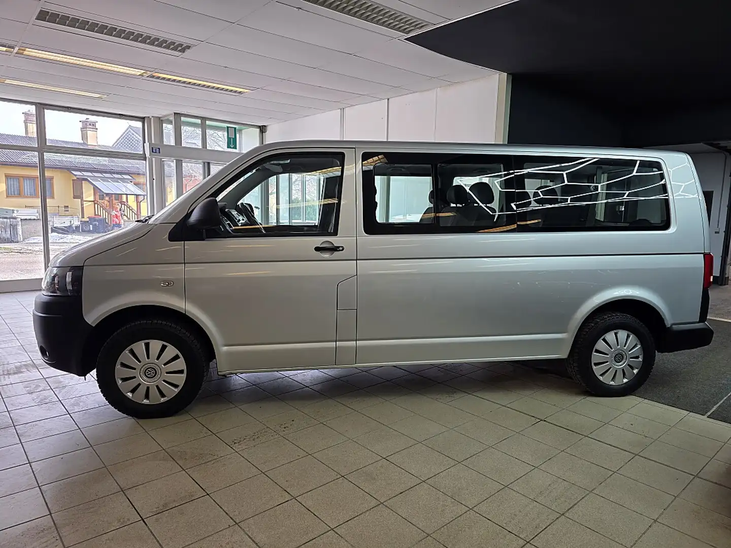 Volkswagen Sonstige Caravelle LR Startline 2,0 TDI BMT Silber - 2
