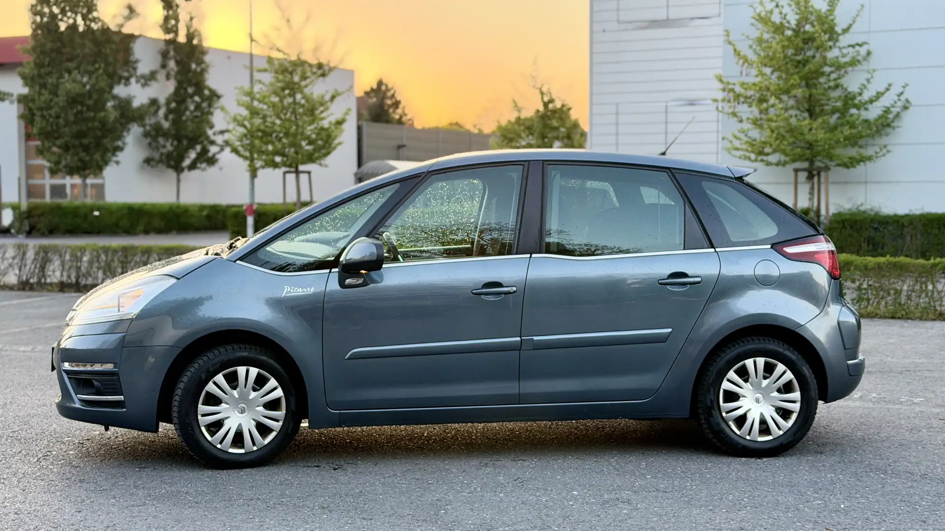 Citroen C4 Picasso Pickerl 05/27, Klimaaut., Tempomat, AHK, uvm. Grau - 2