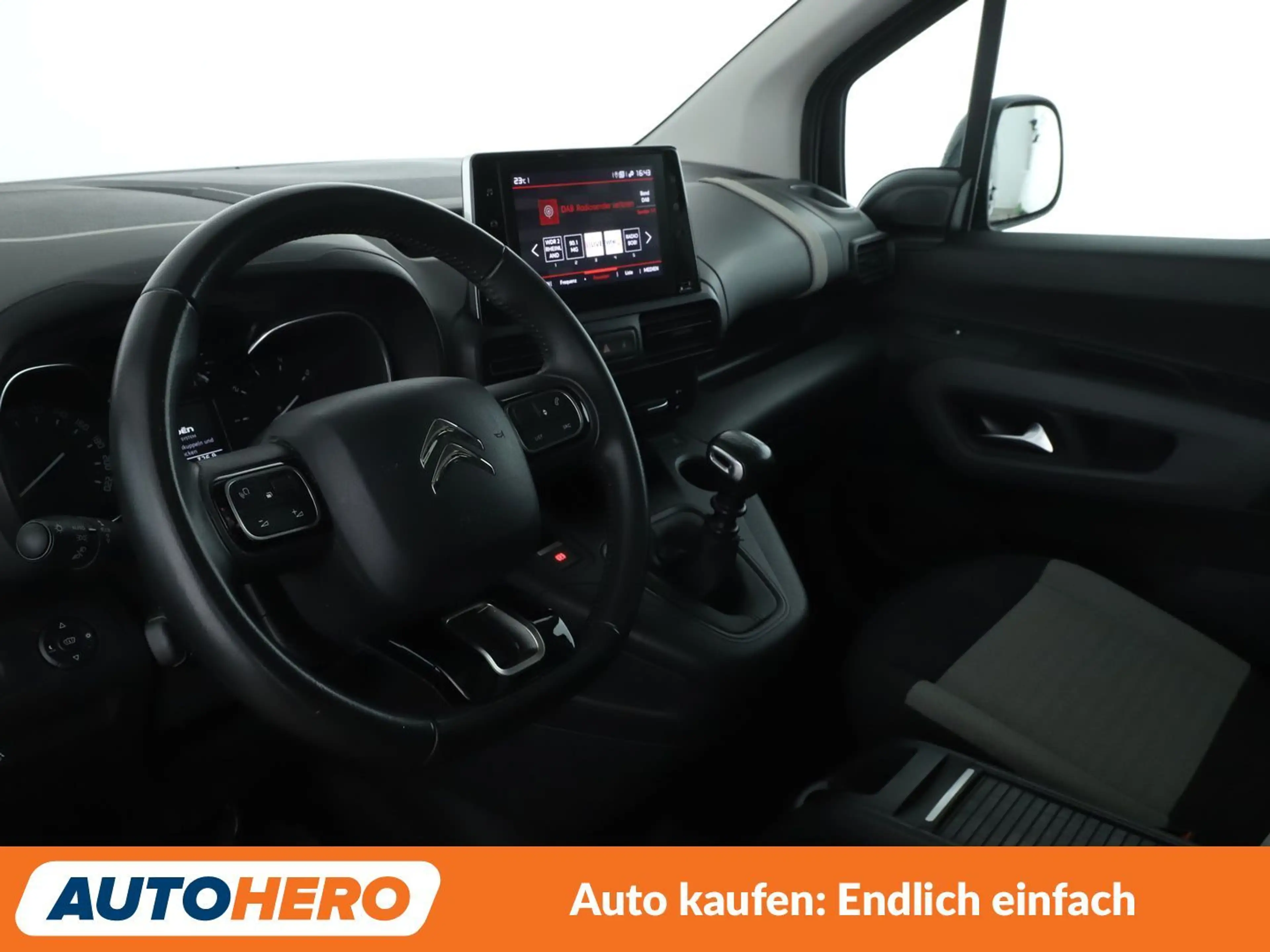 Citroen Berlingo 1.5 Blue-HDi Shine M — photo 11