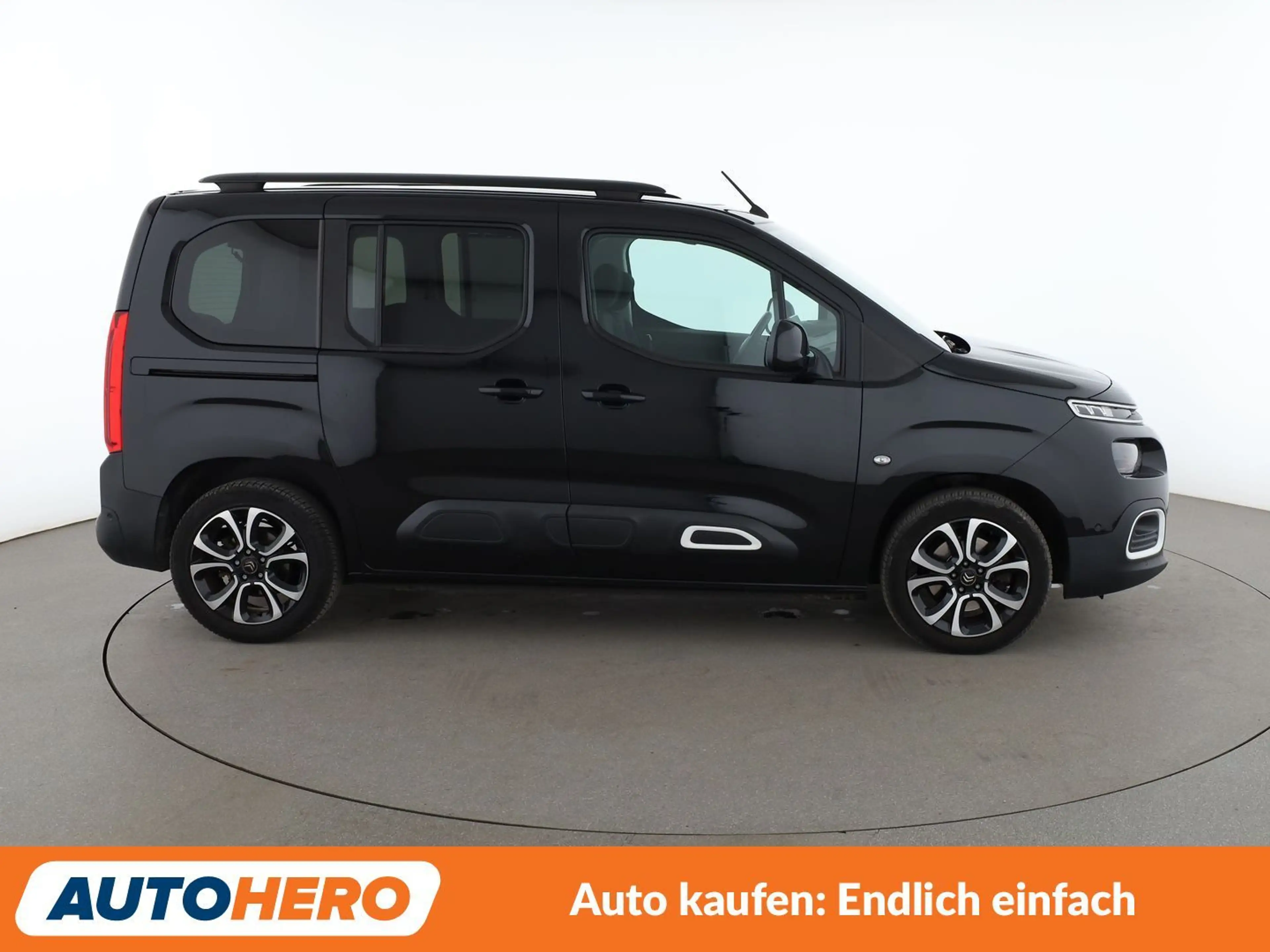 Citroen Berlingo 1.5 Blue-HDi Shine M — photo 7