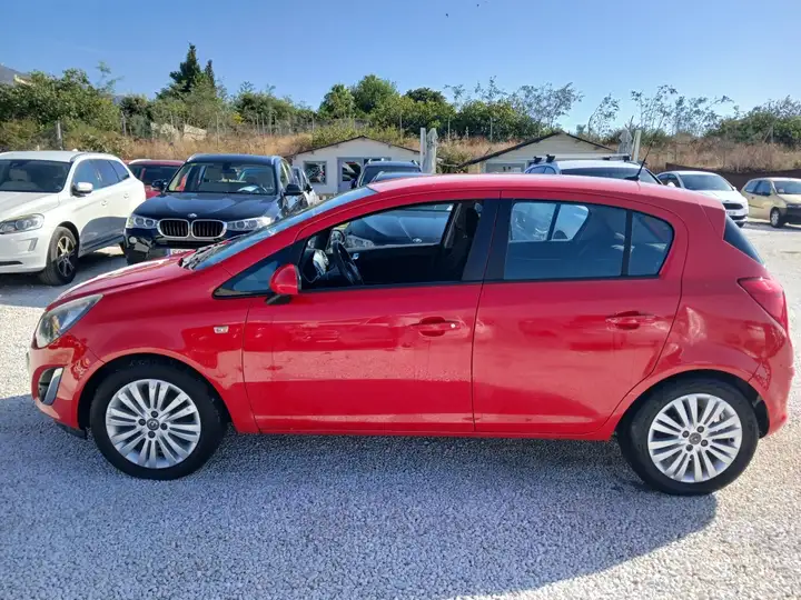 Opel Corsa 1.4 Excellence 3p 2014, foto 3