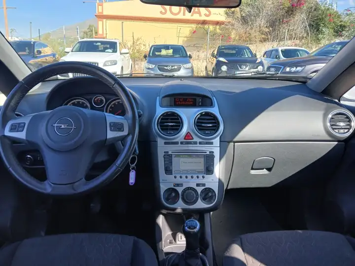 Opel Corsa 1.4 Excellence 3p 2014, foto 6