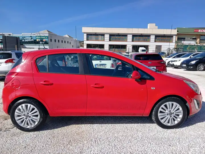 Opel Corsa 1.4 Excellence 3p 2014, foto 4