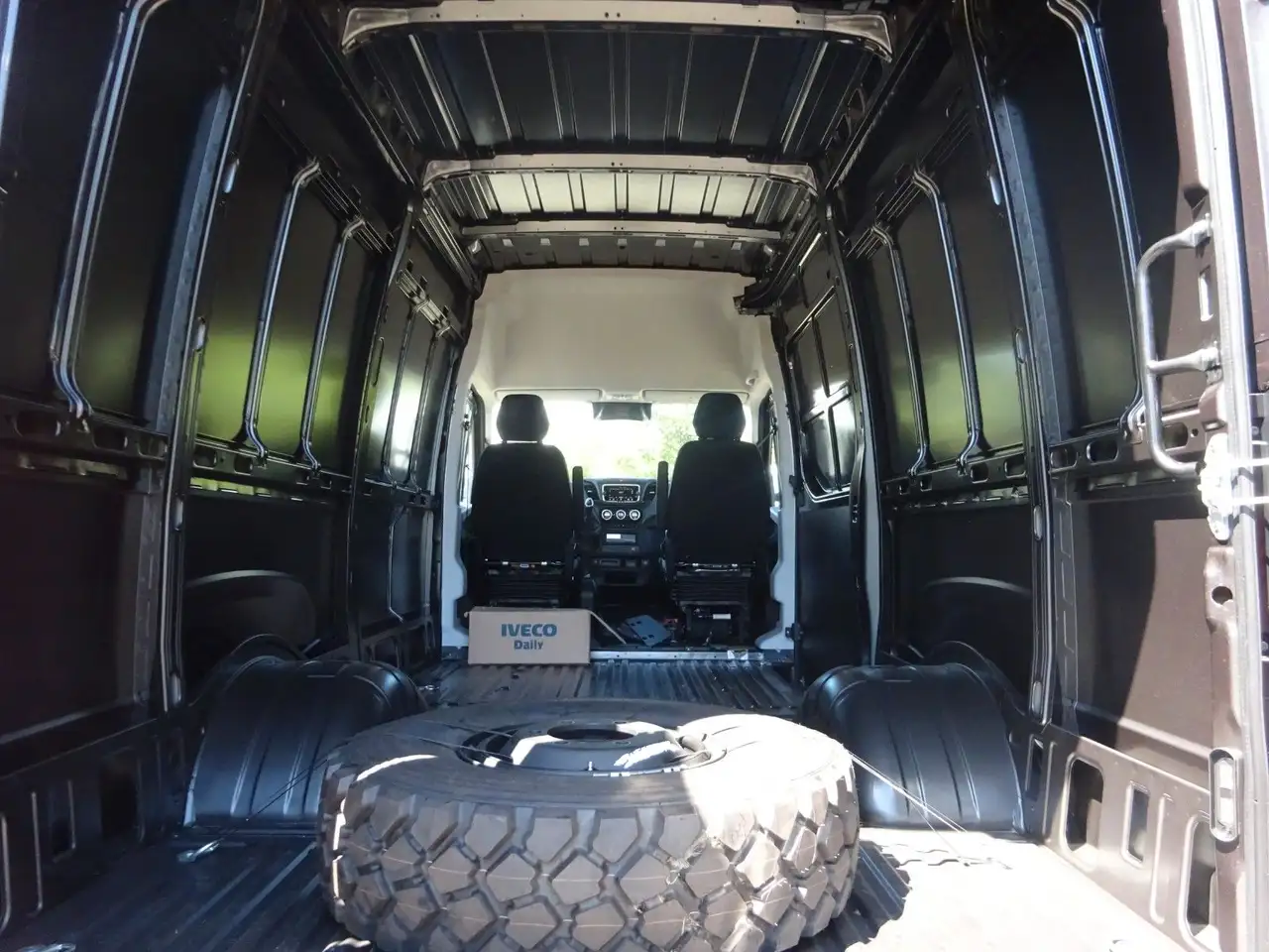 Iveco Model not specified 2024 — фото 8