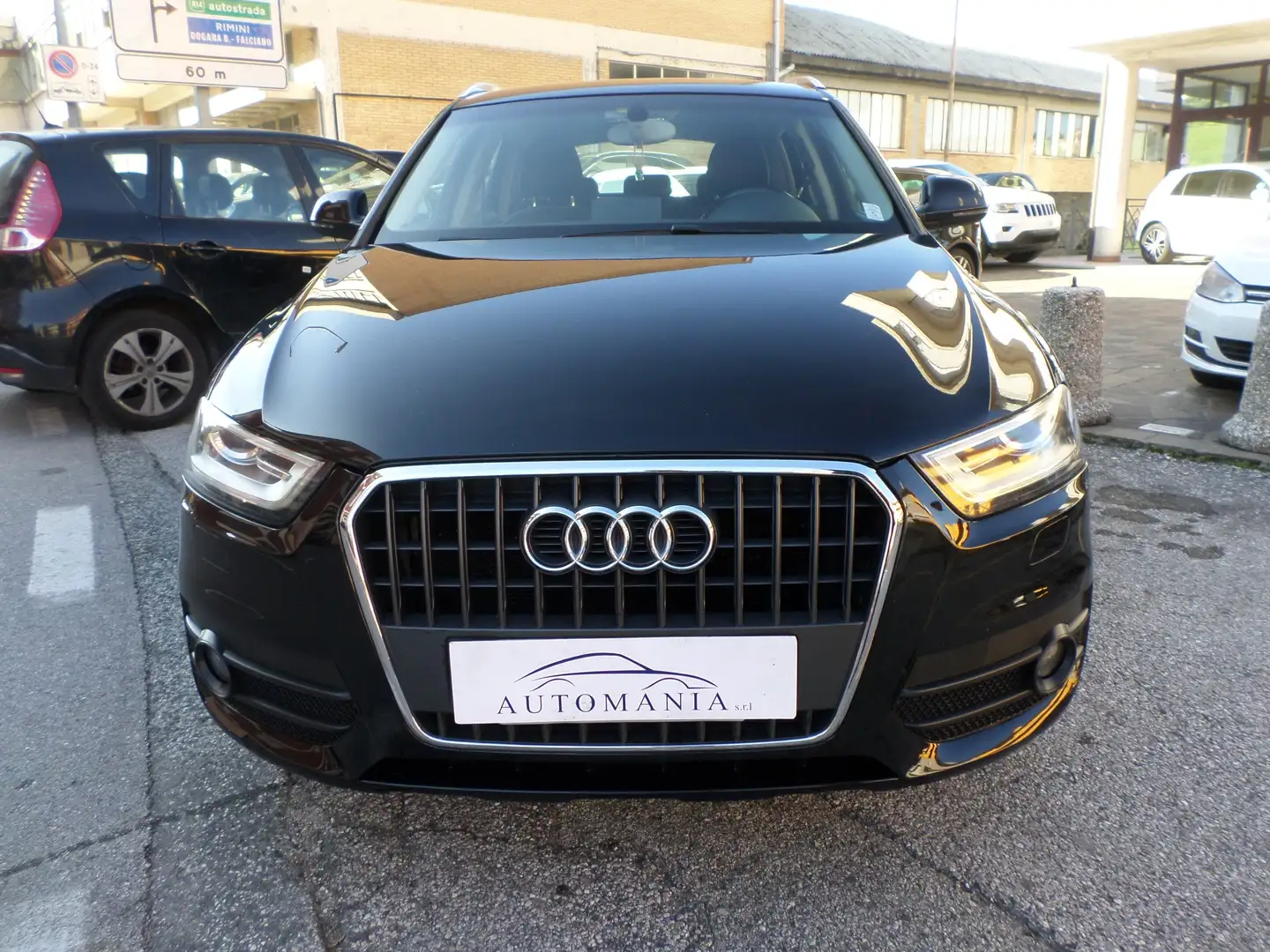 Audi Q3 2.0 tdi quattro 177cv s-tronic Nero - 2