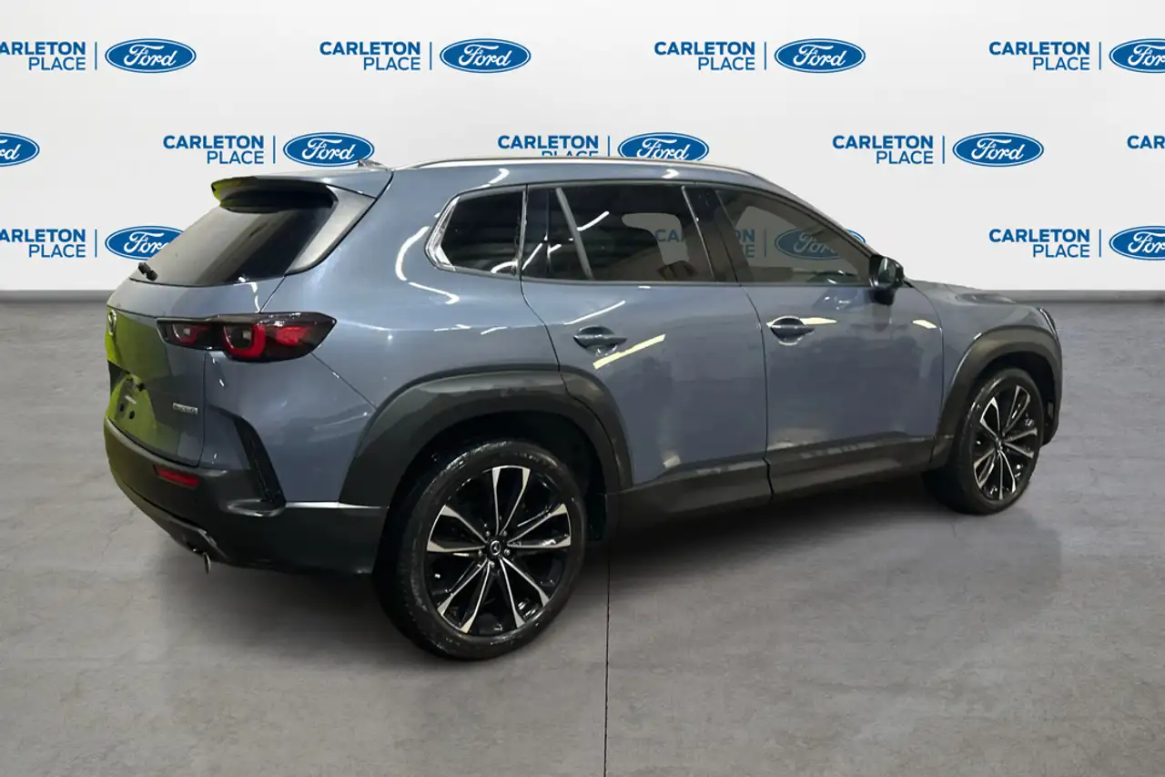 Mazda CX-50 снимка Mazda CX-50
