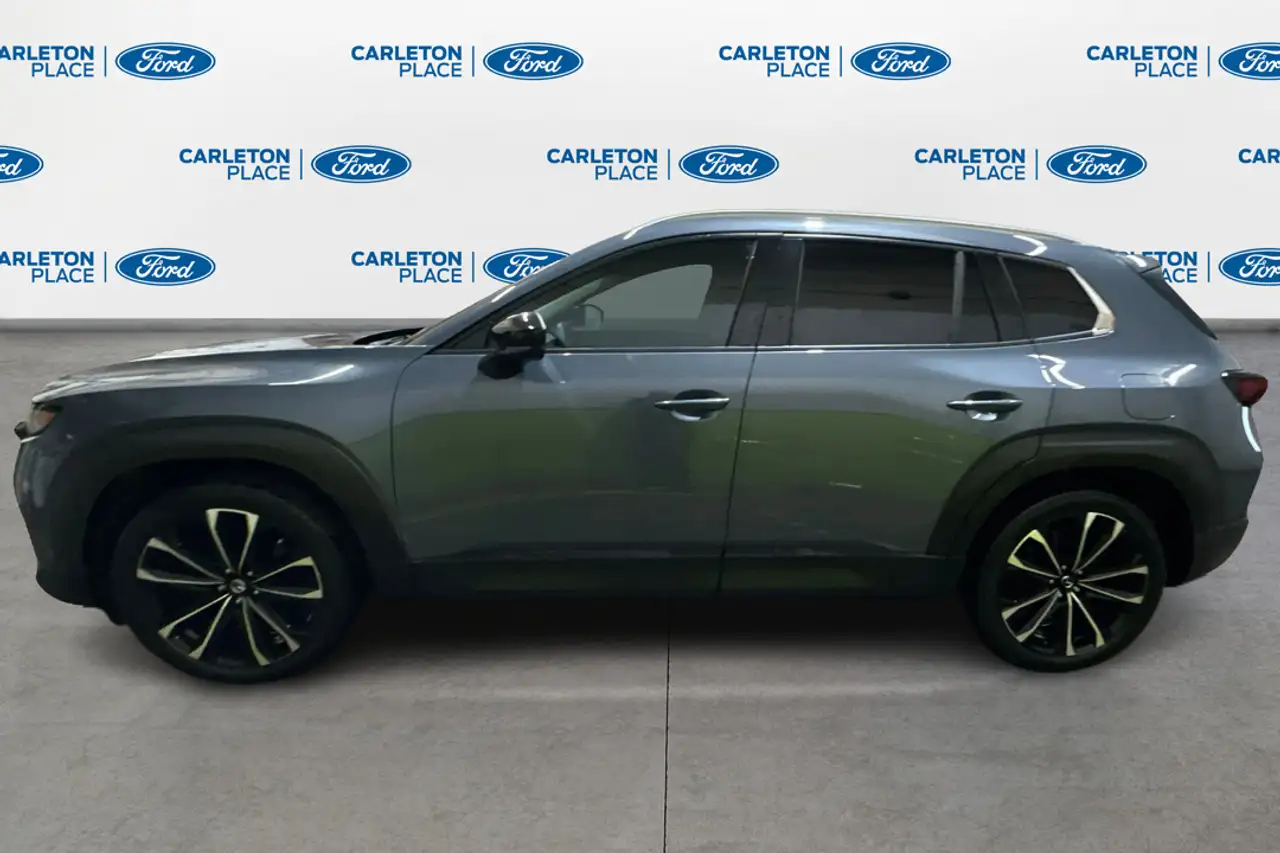 Mazda CX-50 снимка Mazda CX-50