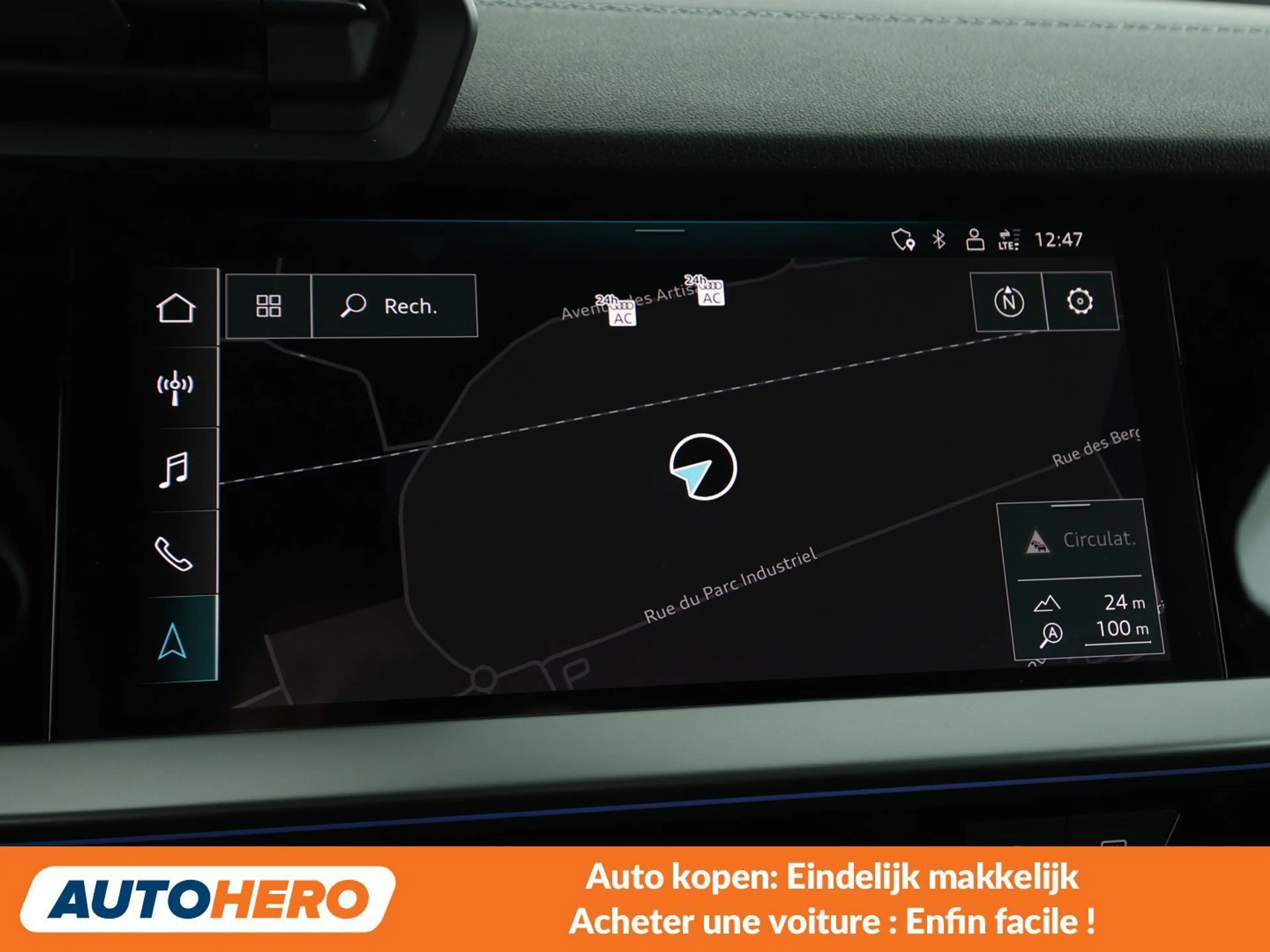 Audi A3 45 TFSIe S line — photo 8