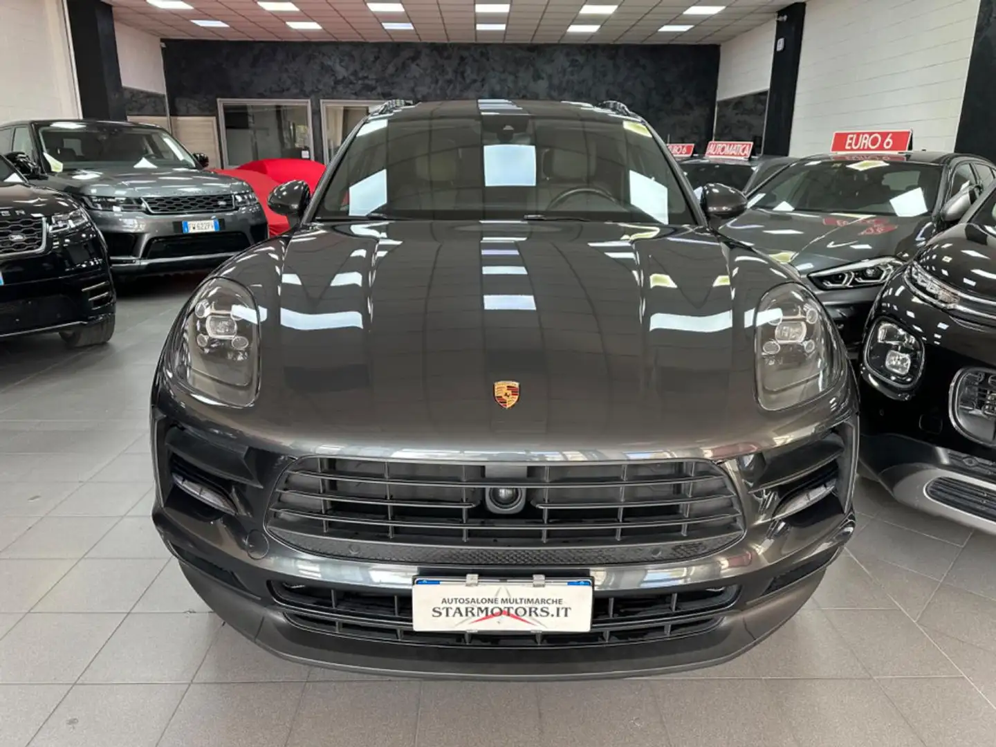 Porsche Macan 2.0 245cv *Tetto Apribile No Super Bollo* Grau - 2