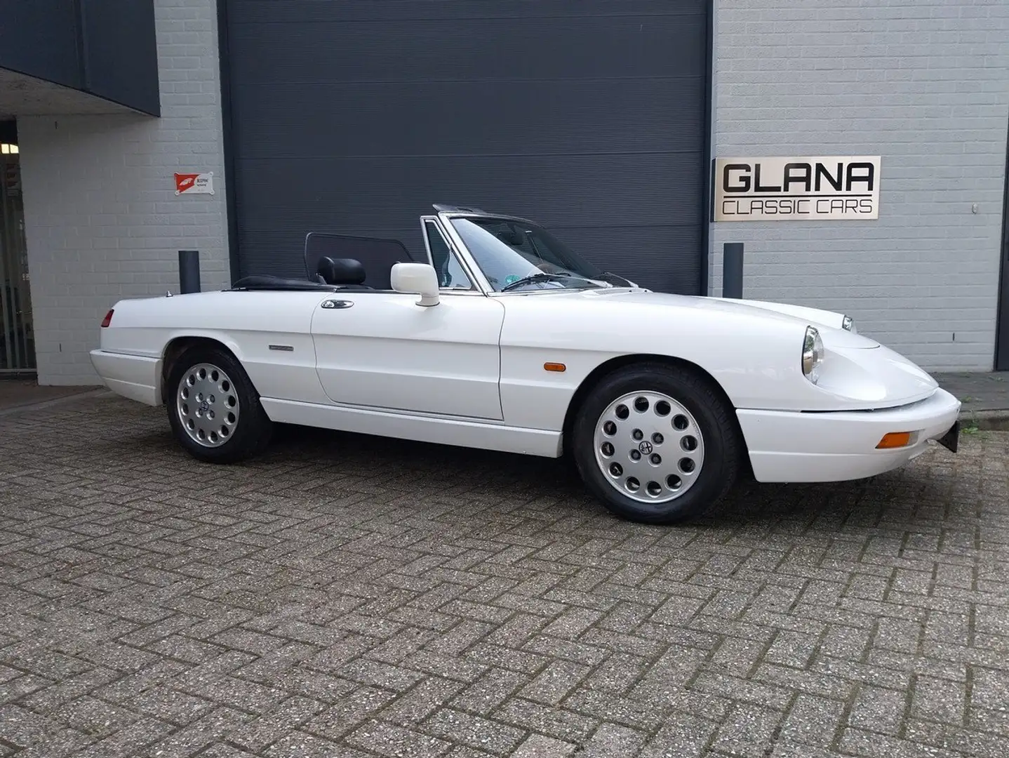 Alfa Romeo Spider Prachtkleur Bianco Freddo Bianco - 1