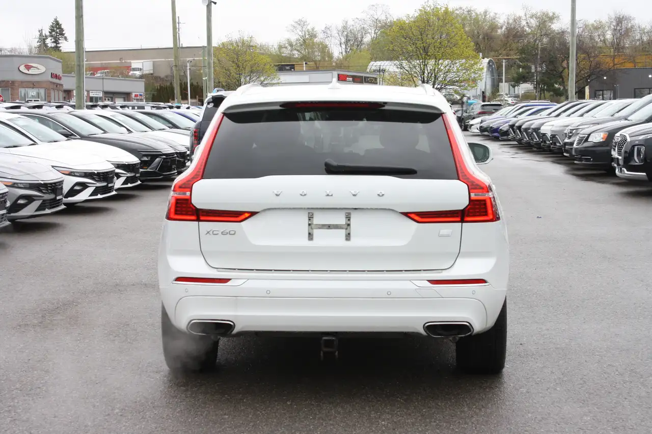 Volvo XC60 снимка Volvo XC60