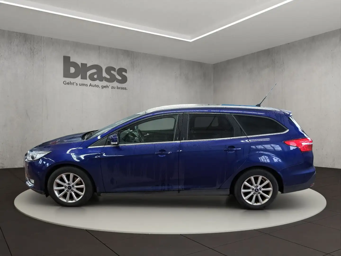 Ford Focus Turnier Blauw - 2