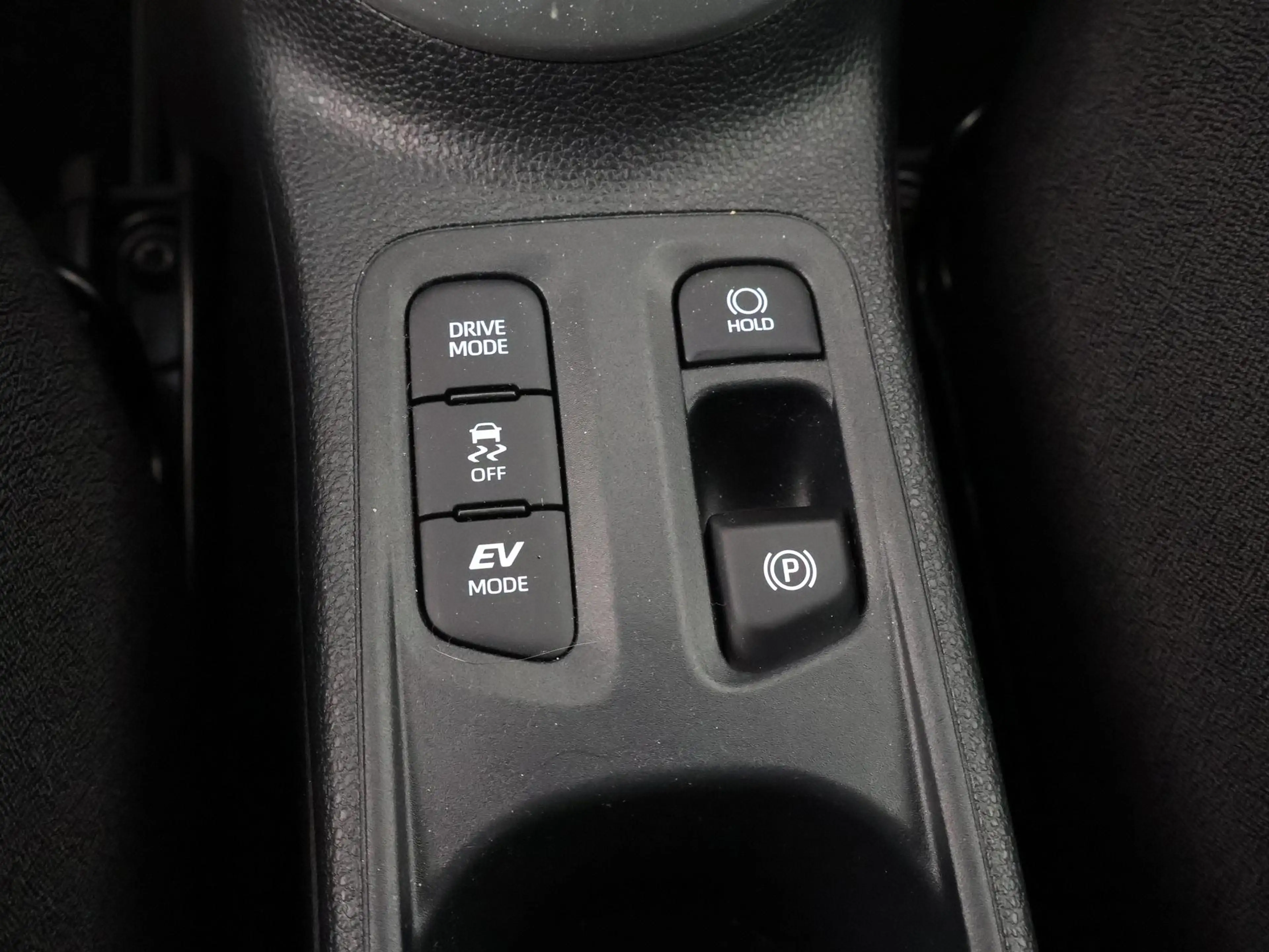 Toyota Aygo X HYBRID PULSE BI-TONE GARANTIE TOT 2036**RIJKLAAR** — photo 19