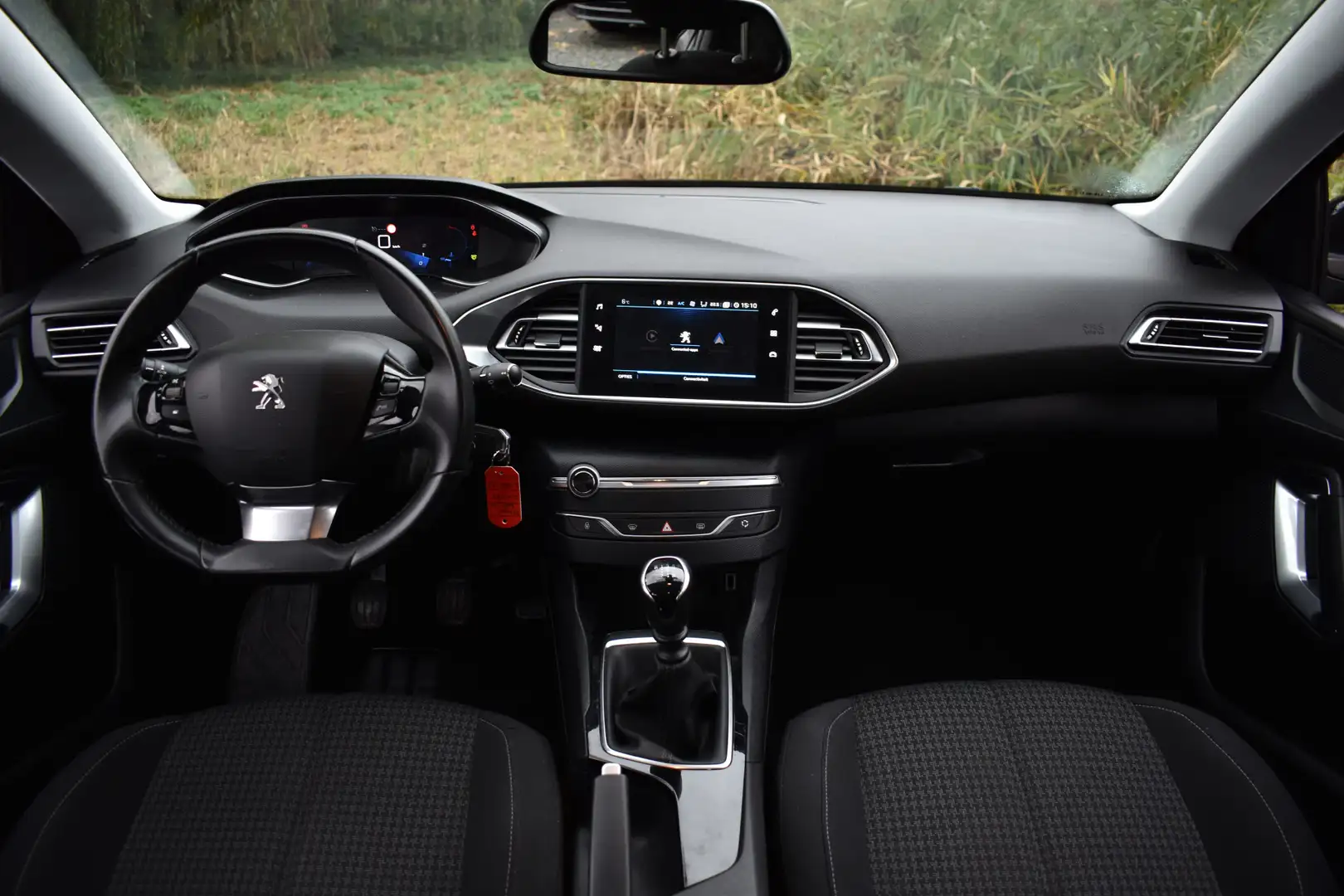 Peugeot 308 SW 110PK PureTech Blue ACTIVE CAMERA/NAVI/VIRTUAL Noir - 2