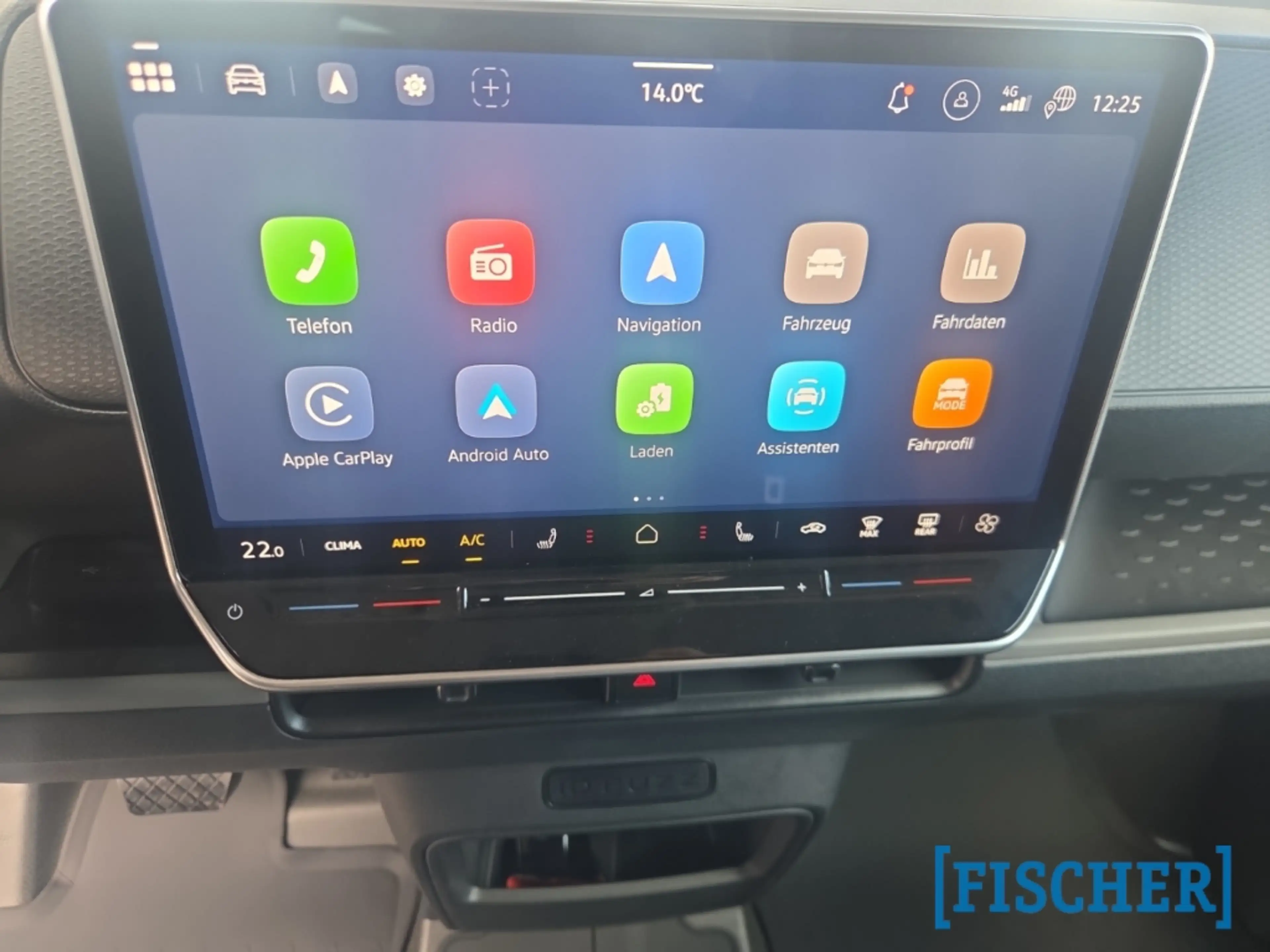 Volkswagen ID. Buzz Cargo Pro 84 kWh LED SHZ Rear View ACC App-Connect — photo 8