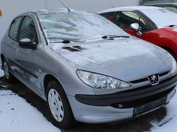 206  5-T 90 Premium, Klima, wenig KM