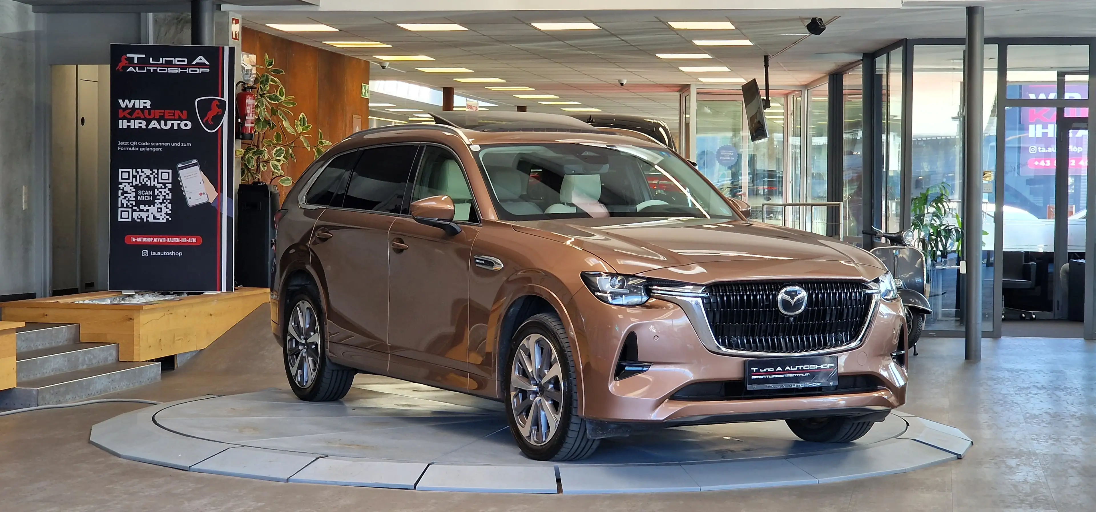 Mazda CX-80 e-SKY D AWD Takumi Plus 1-Hand 6-Sitzer Aut. *Pano — photo 3