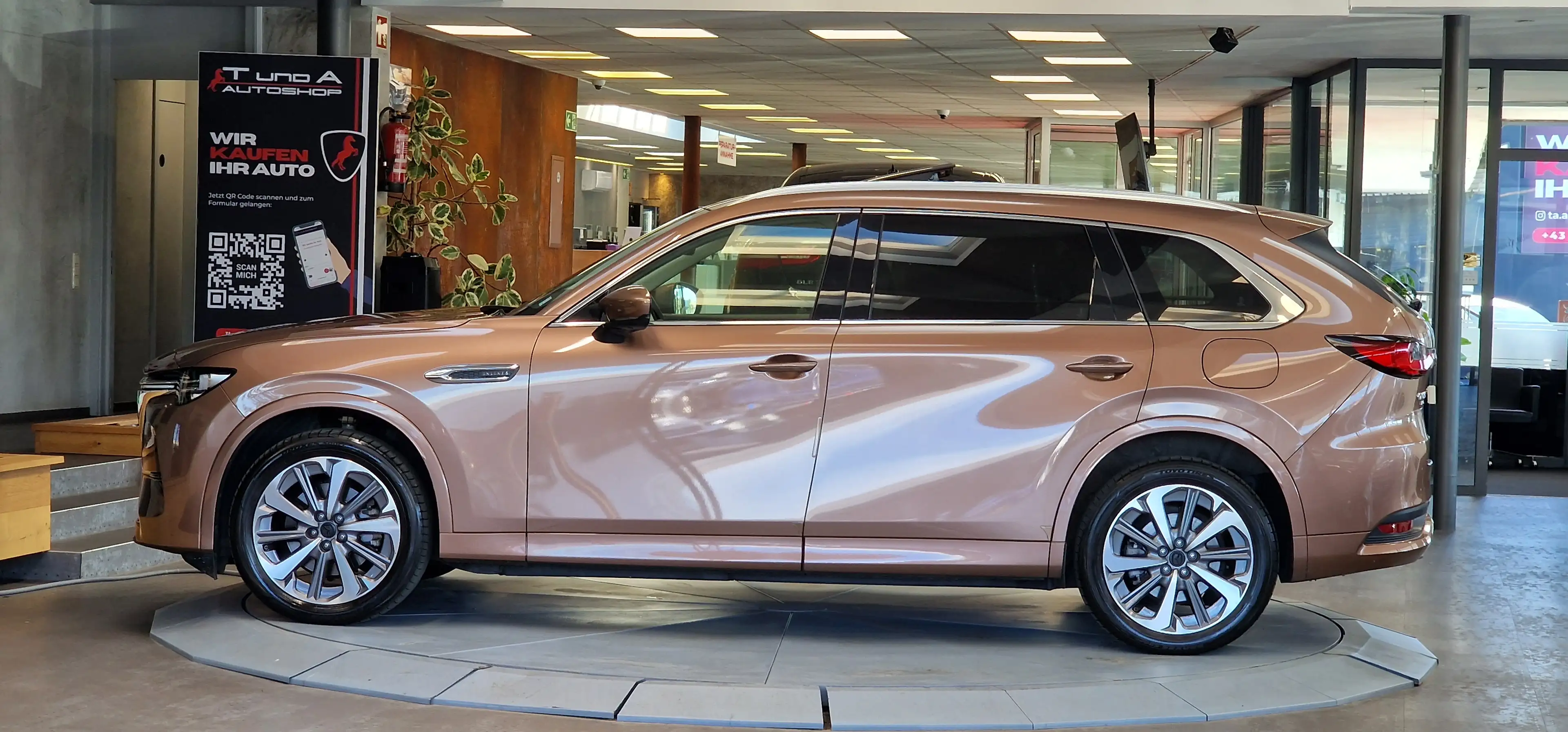 Mazda CX-80 e-SKY D AWD Takumi Plus 1-Hand 6-Sitzer Aut. *Pano — photo 4